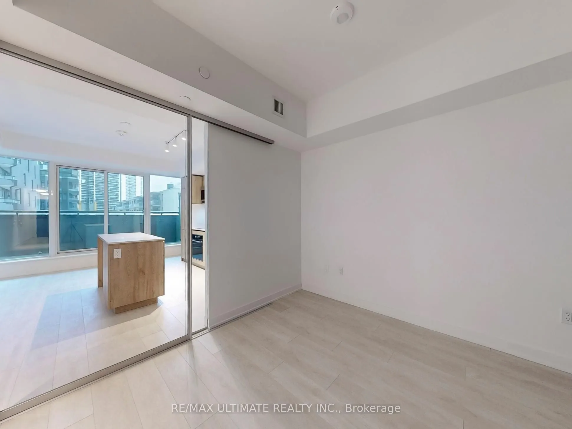 117 Broadway Avenue #207