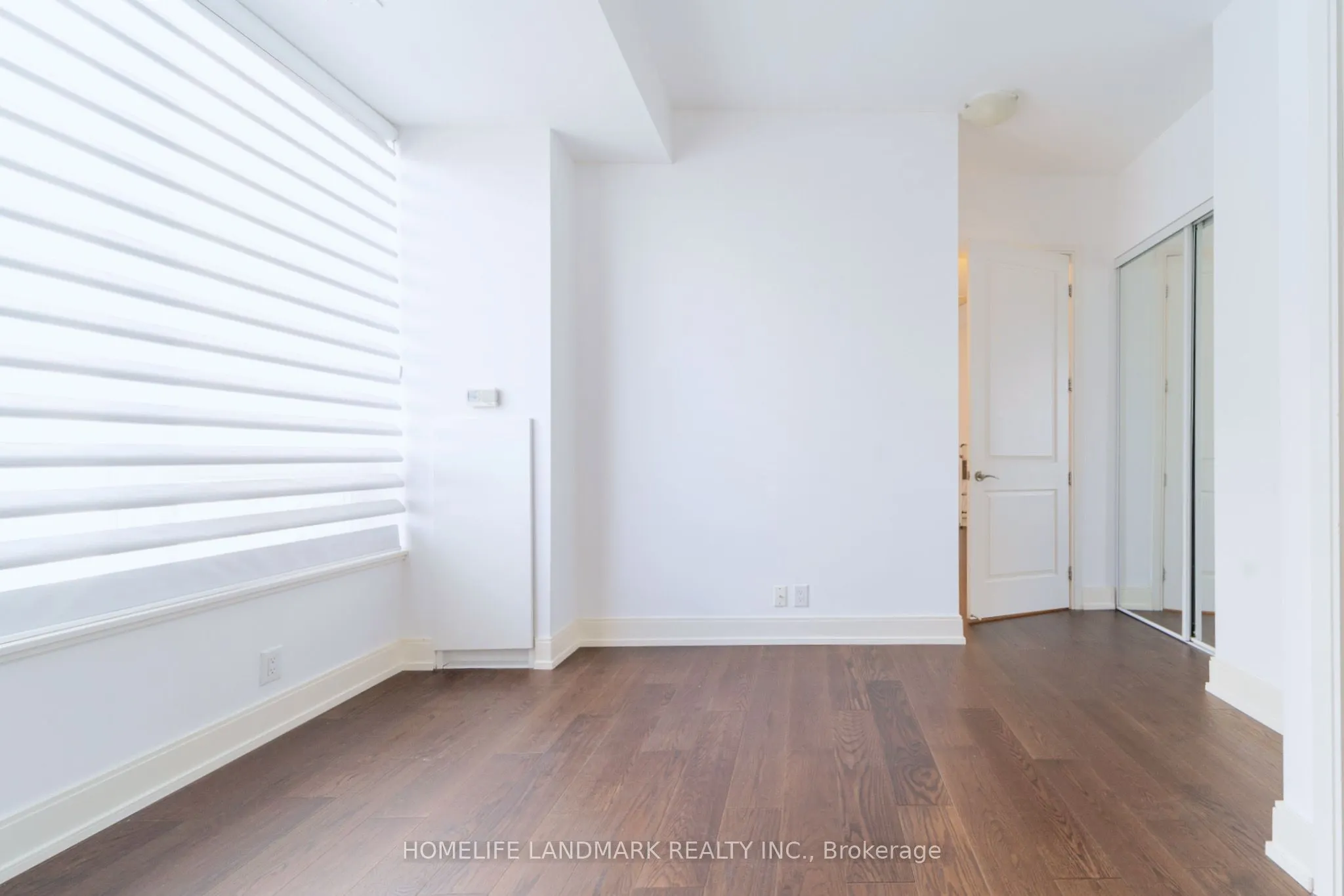 21 Balmuto Street, #3301