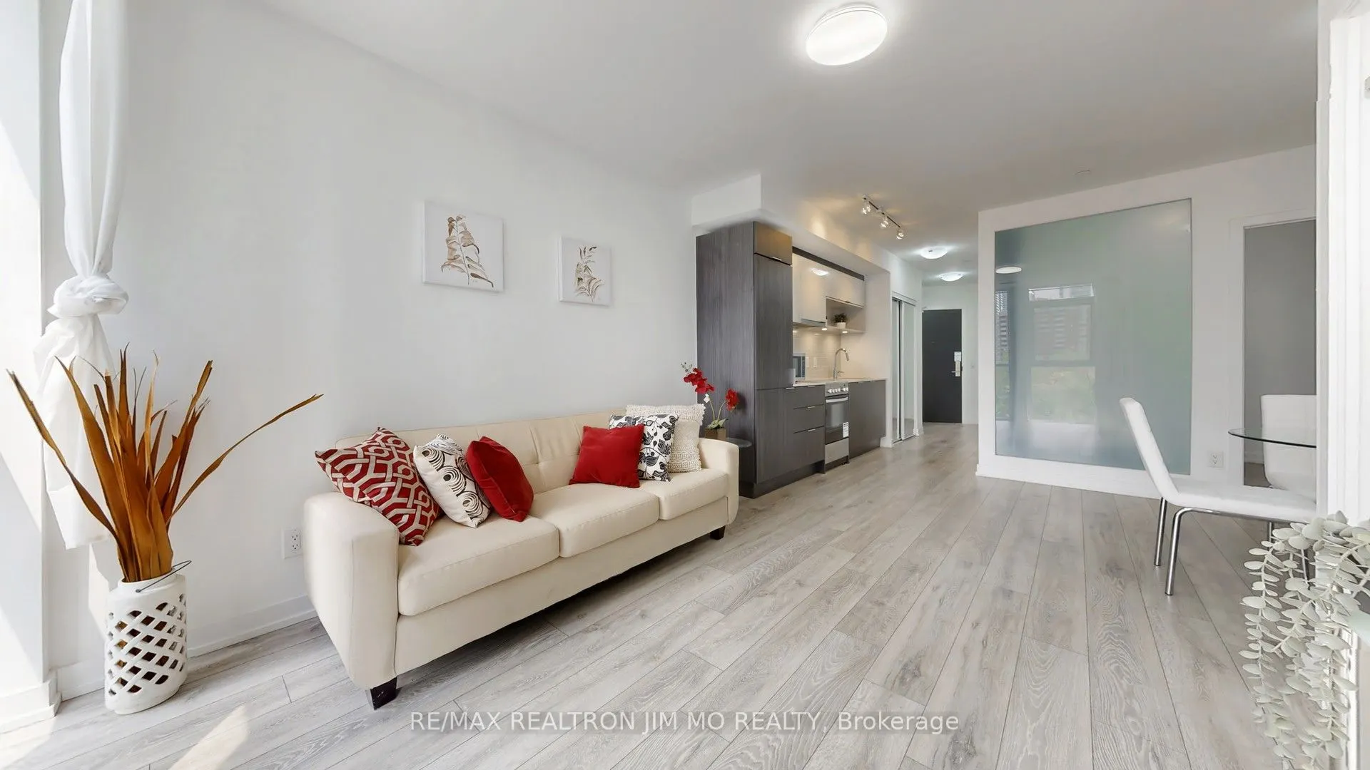 159 Wellesley Street E, #401