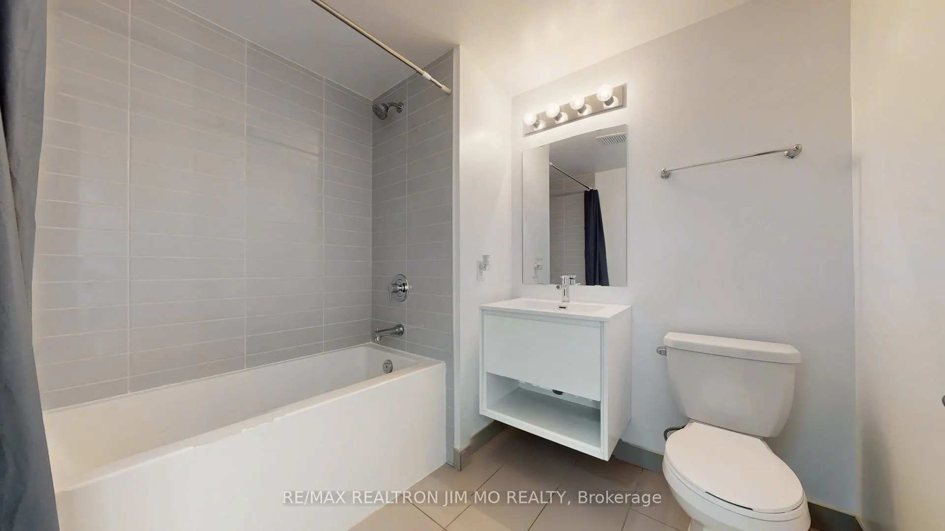 159 Wellesley Street E, #401