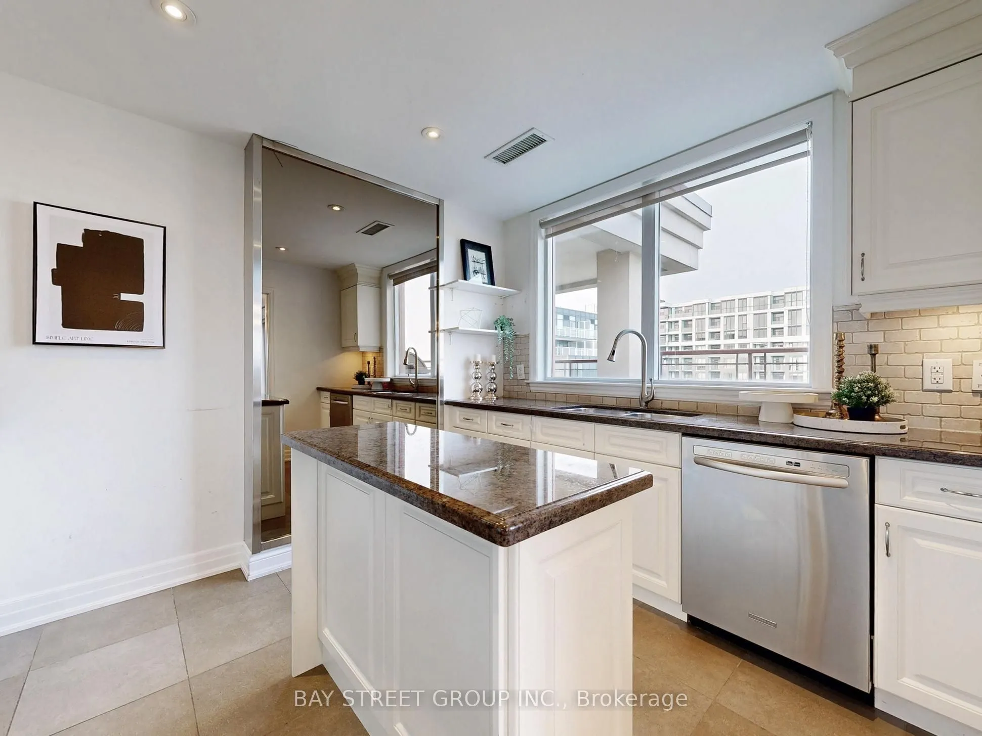 23 Rean Drive, #705