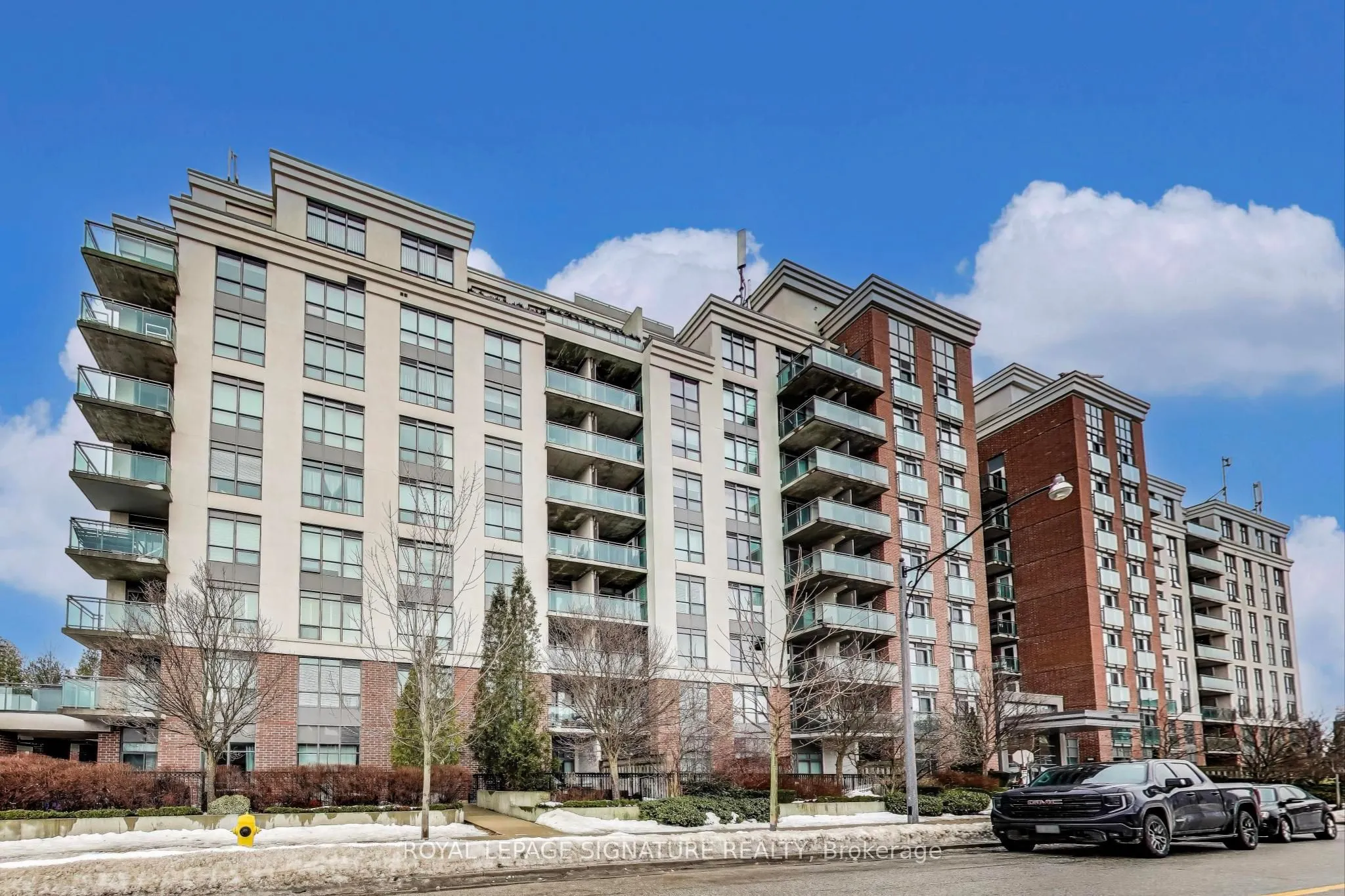120 Dallimore Circle, #621