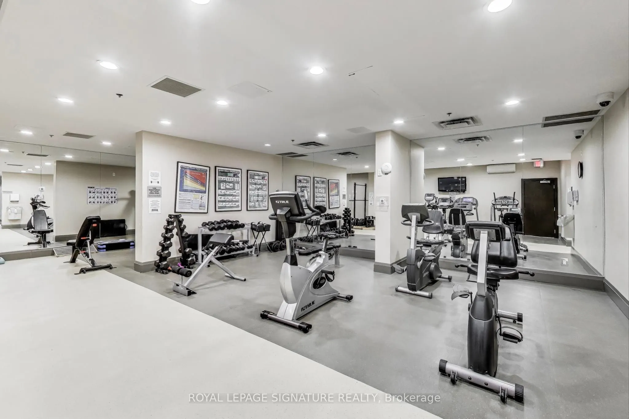 120 Dallimore Circle, #621