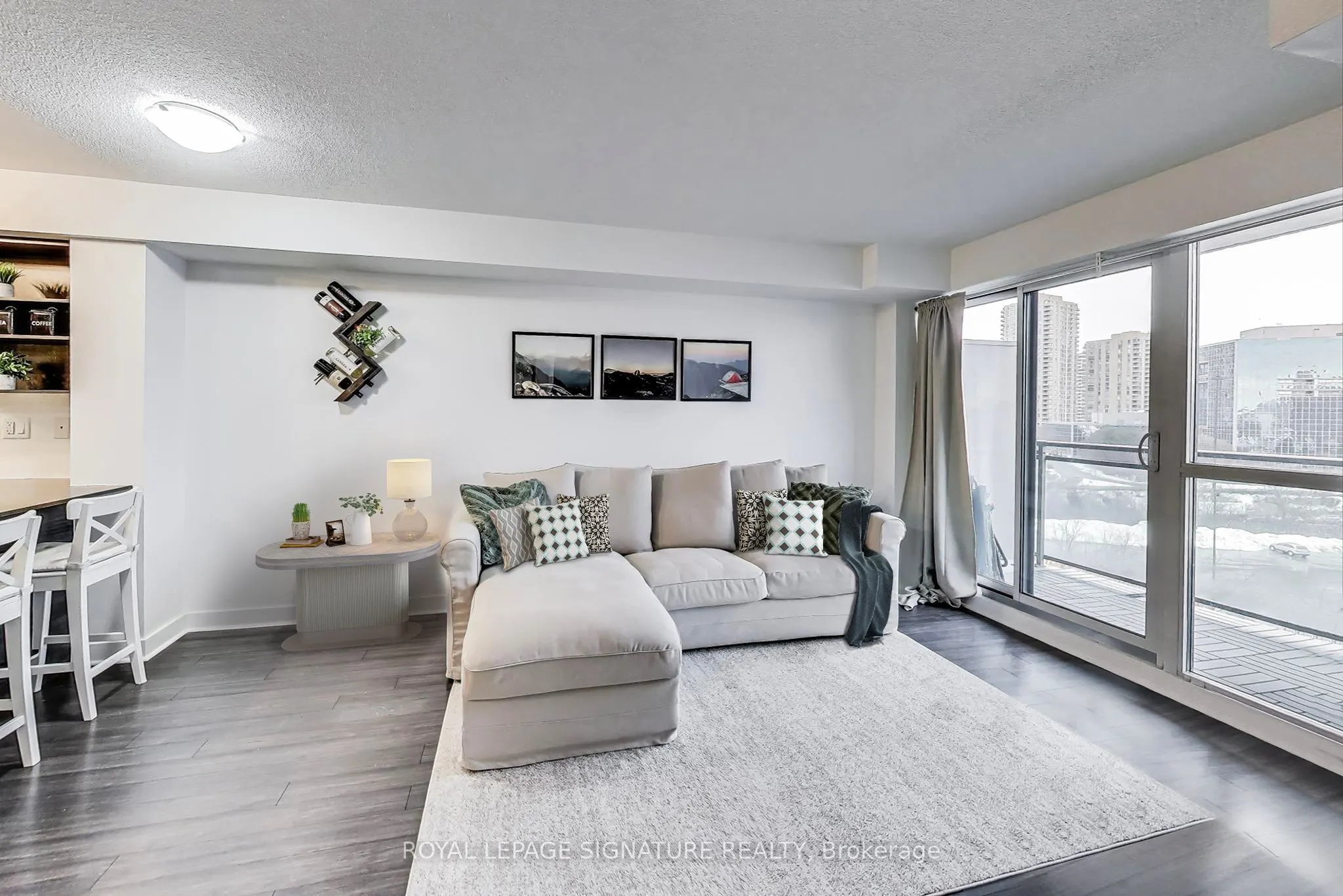 120 Dallimore Circle, #621