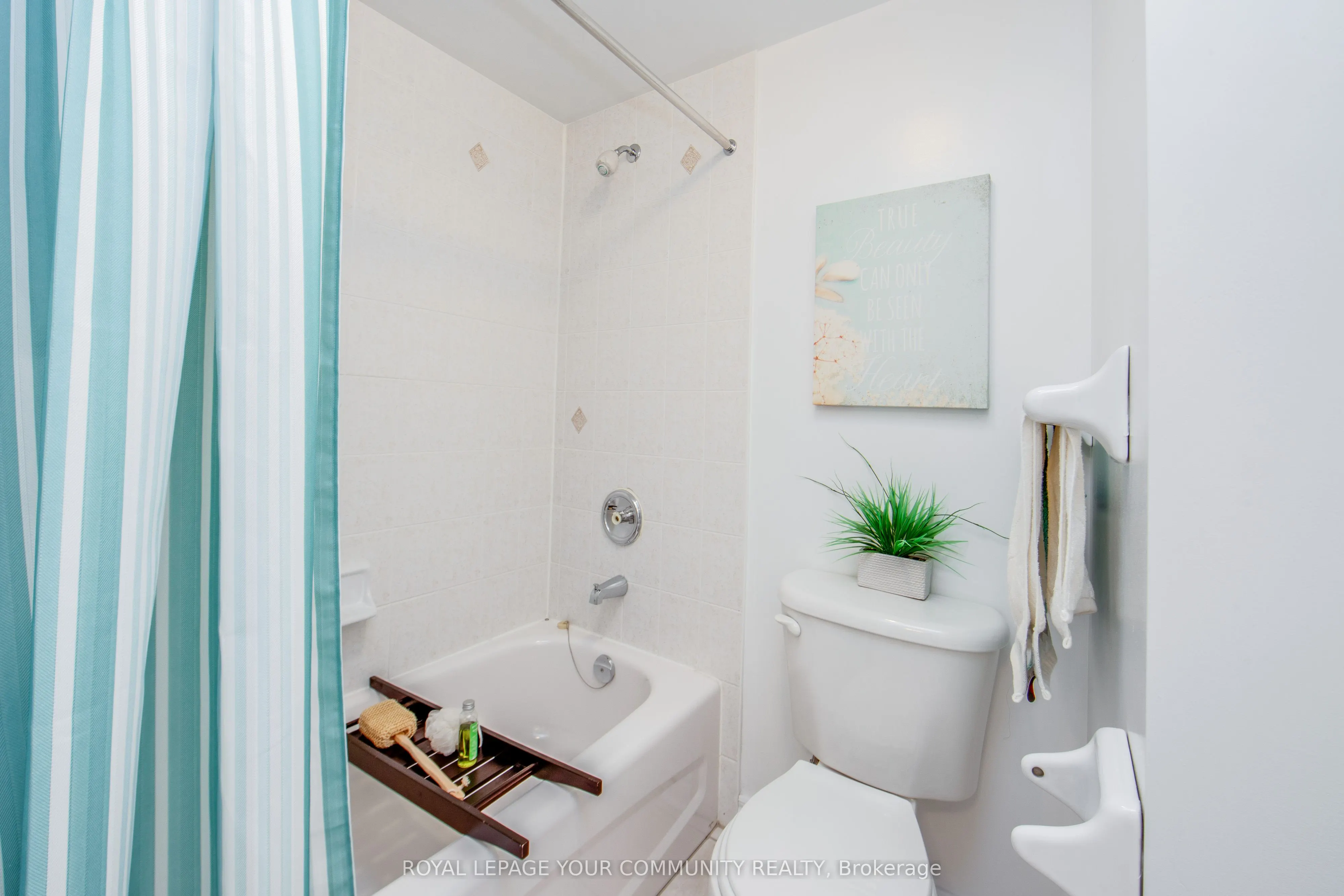 130 Vanderhoof Avenue, #101