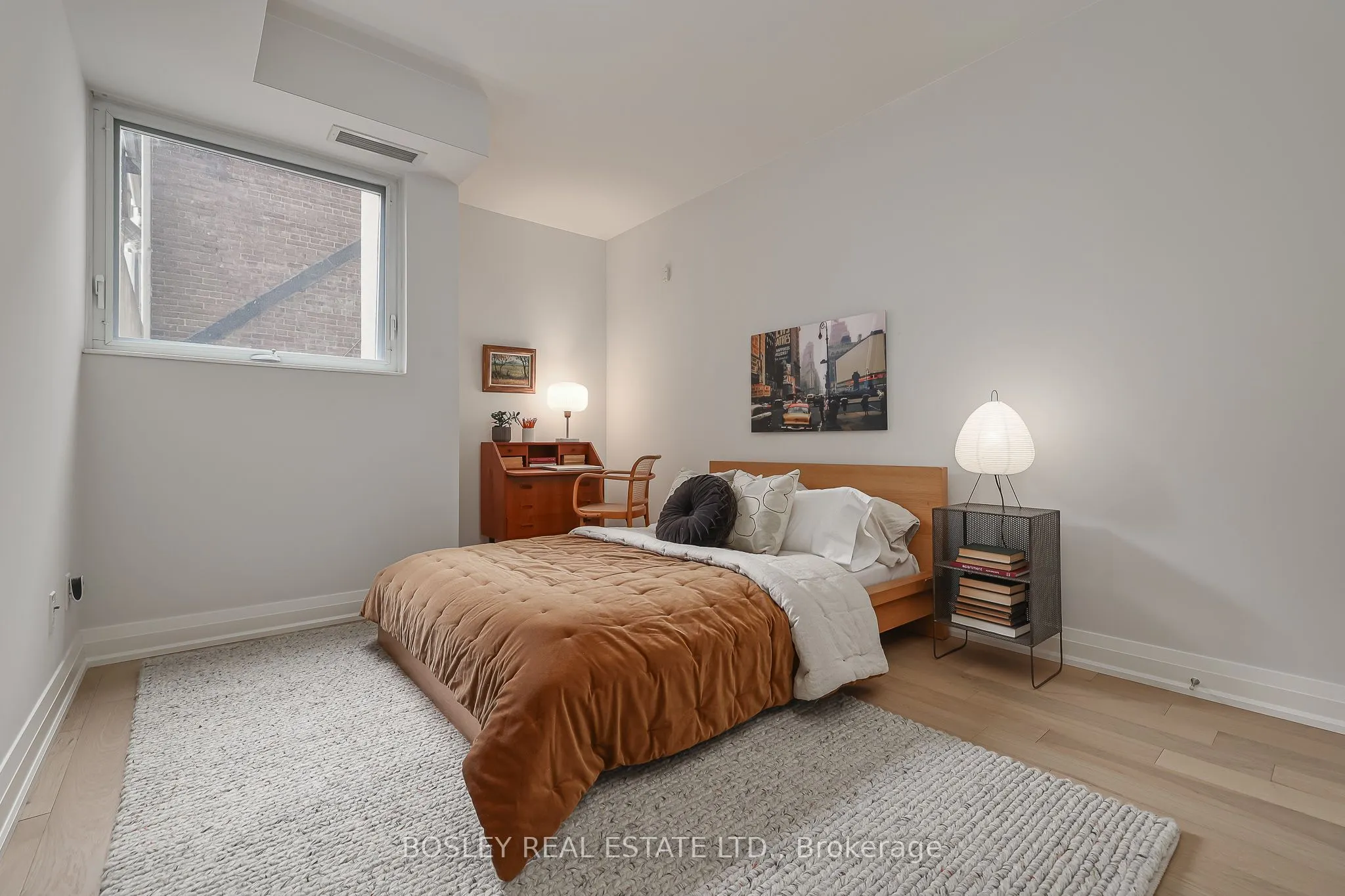 1430 Yonge Street, #201