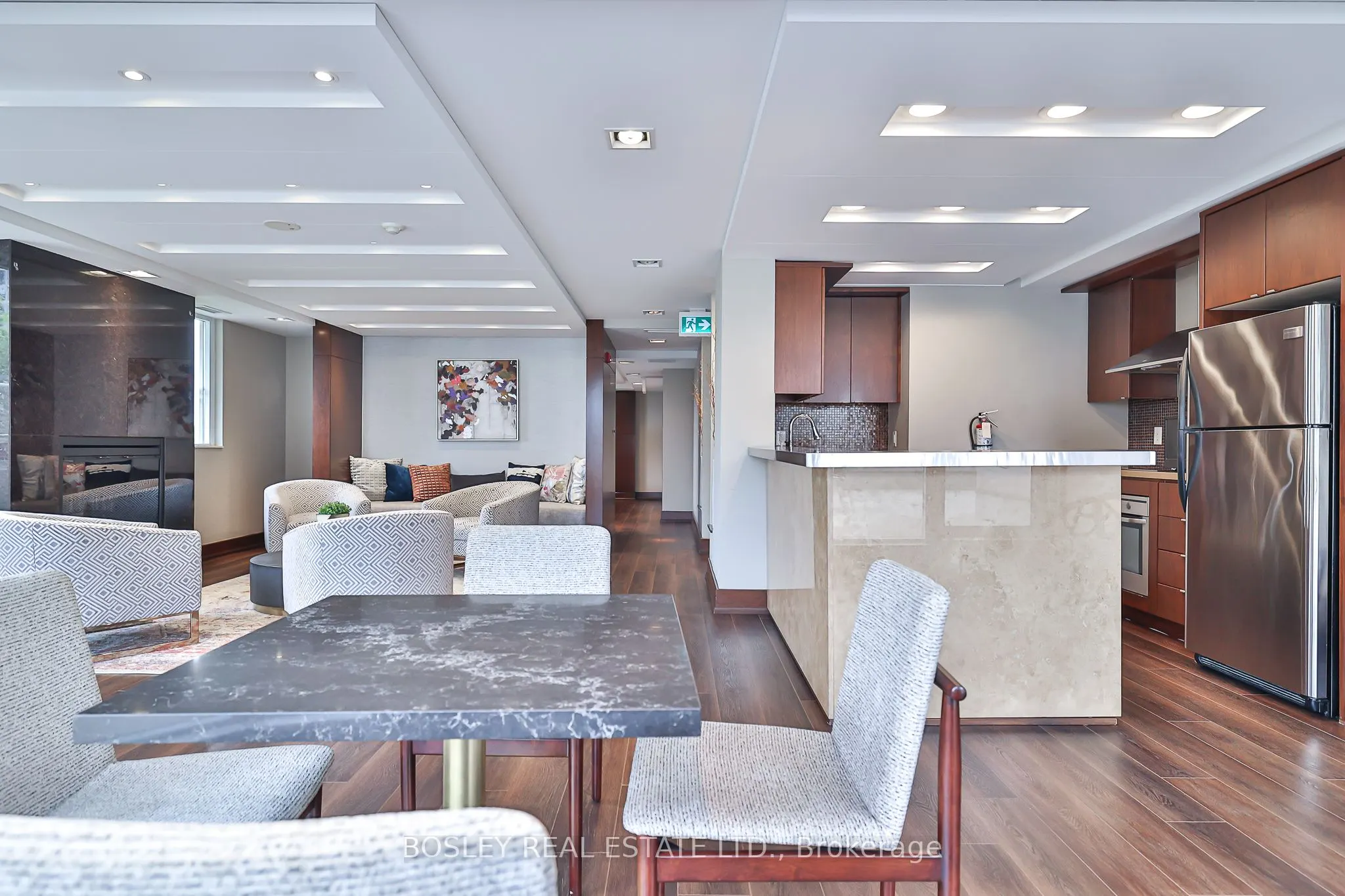 1430 Yonge Street, #201