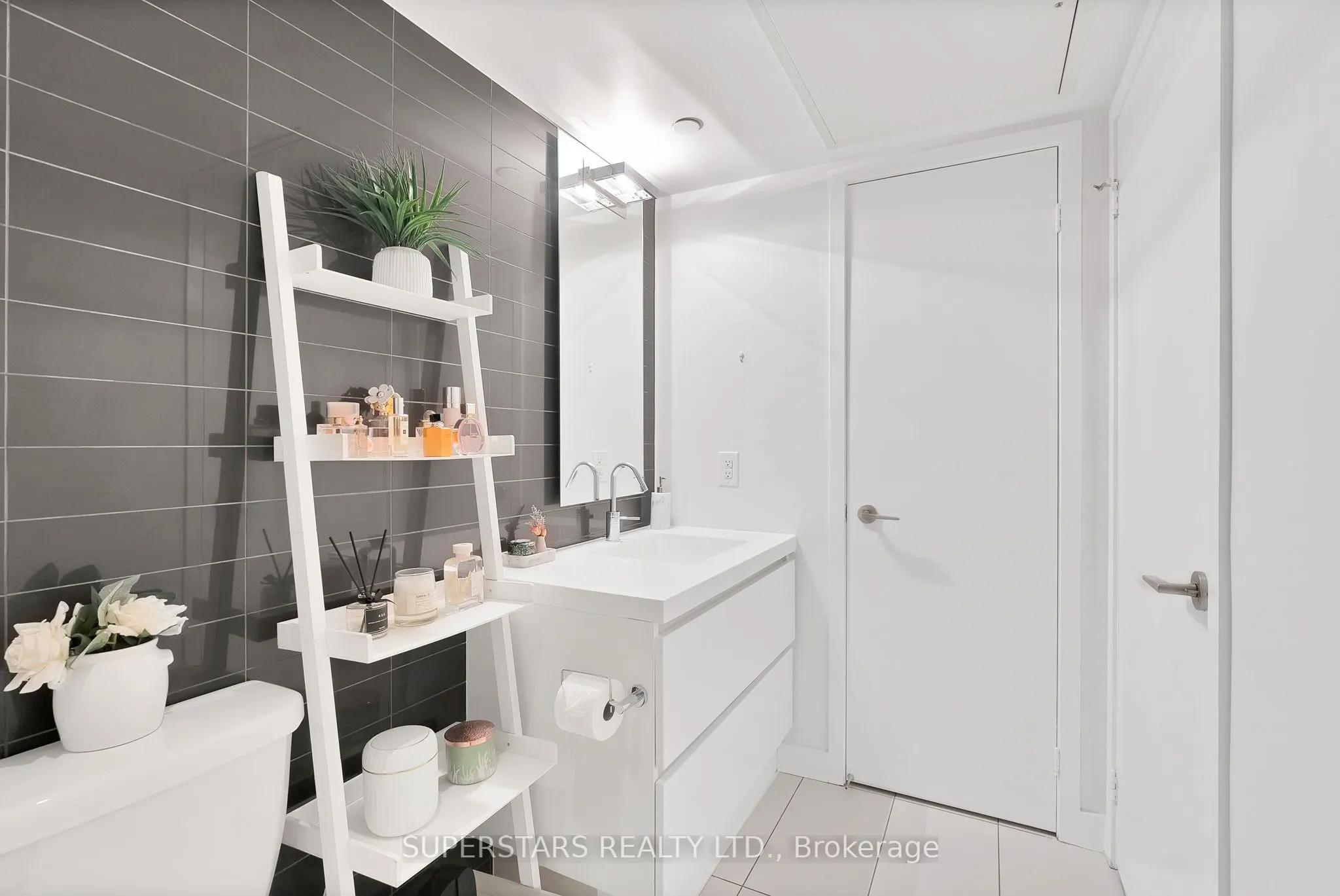 85 Queens Wharf Road, #3601