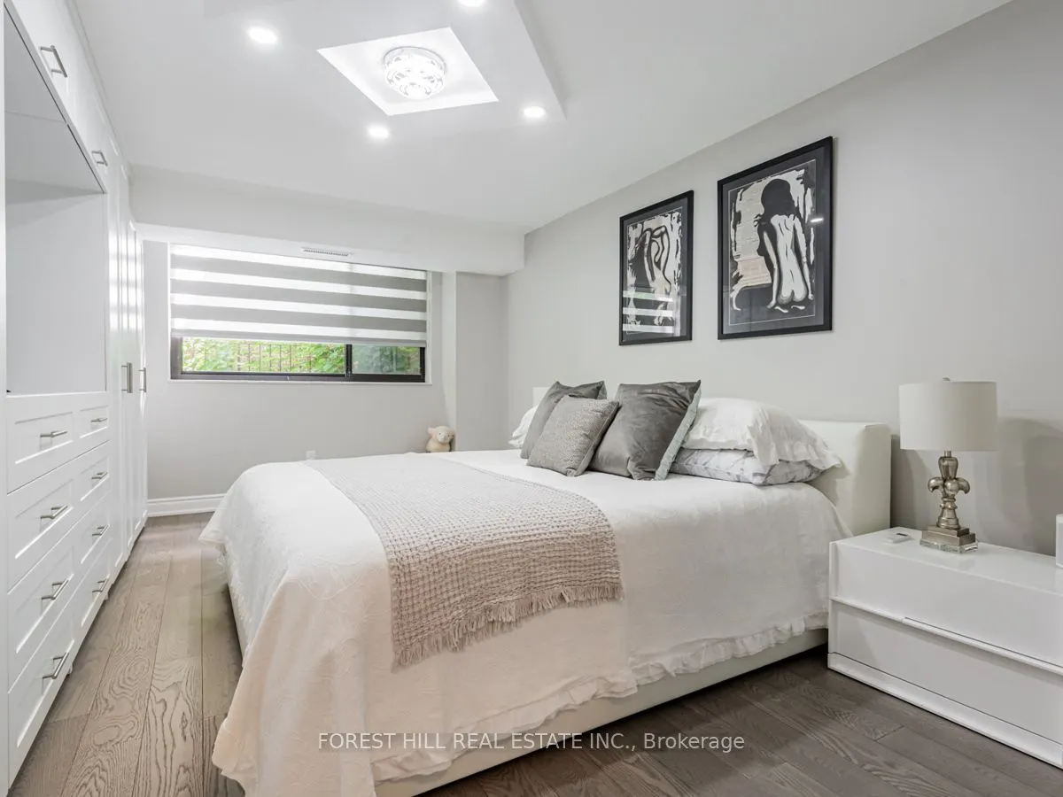 15 Mcmurrich Street, #201