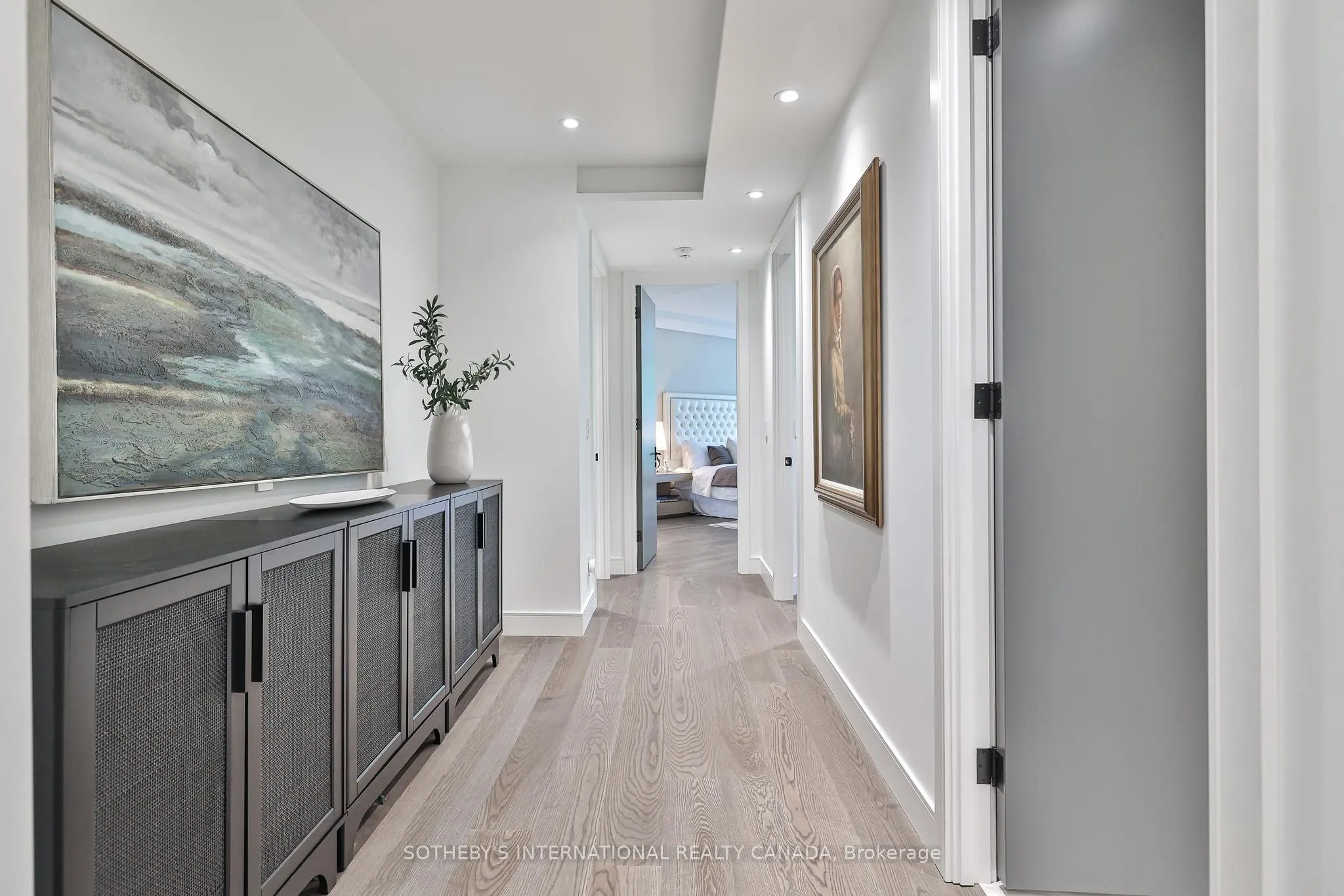 342 Spadina Road, #405