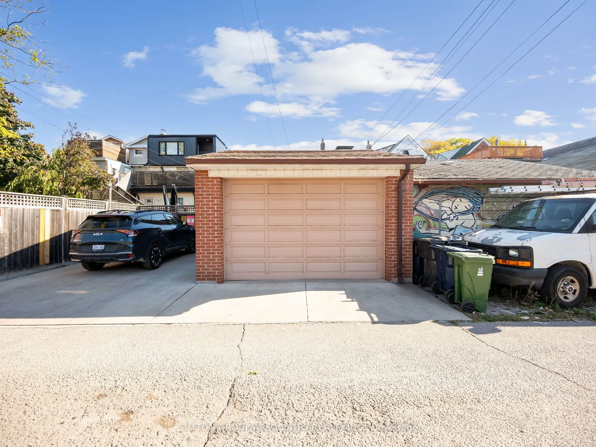 696 Crawford Street