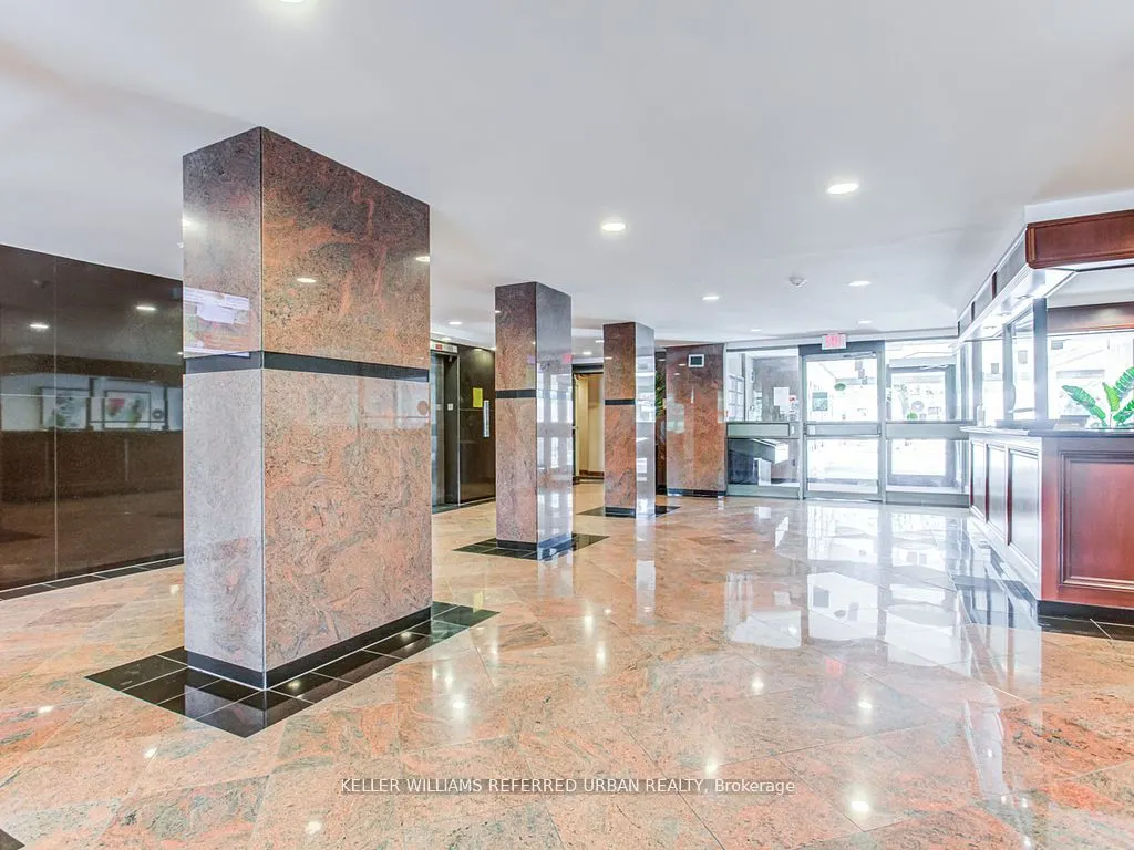 3000 Bathurst Street #110