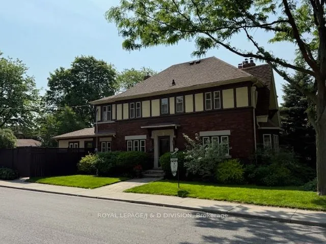 77 College View Avenue