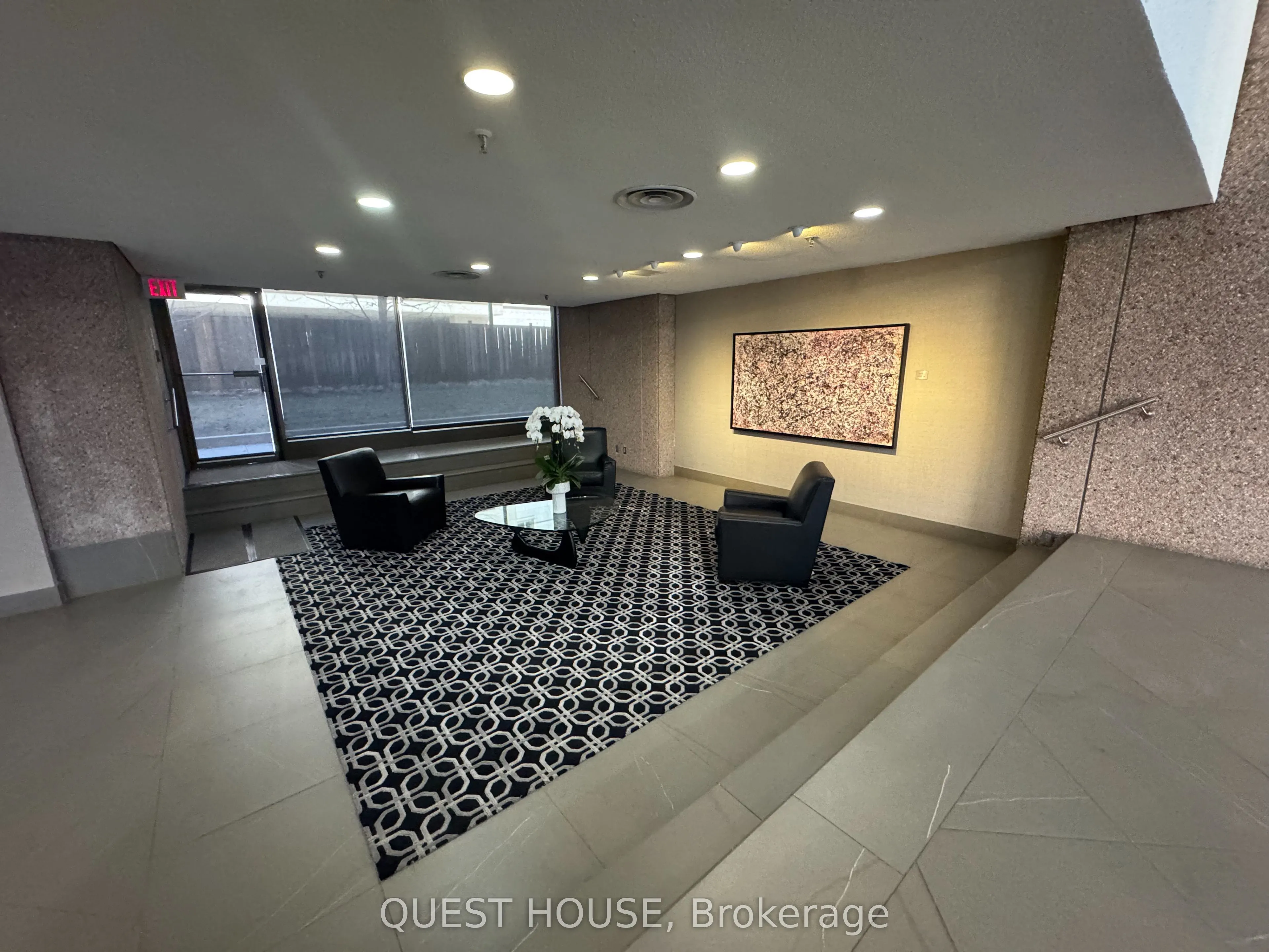447 Walmer Road, #Ph10