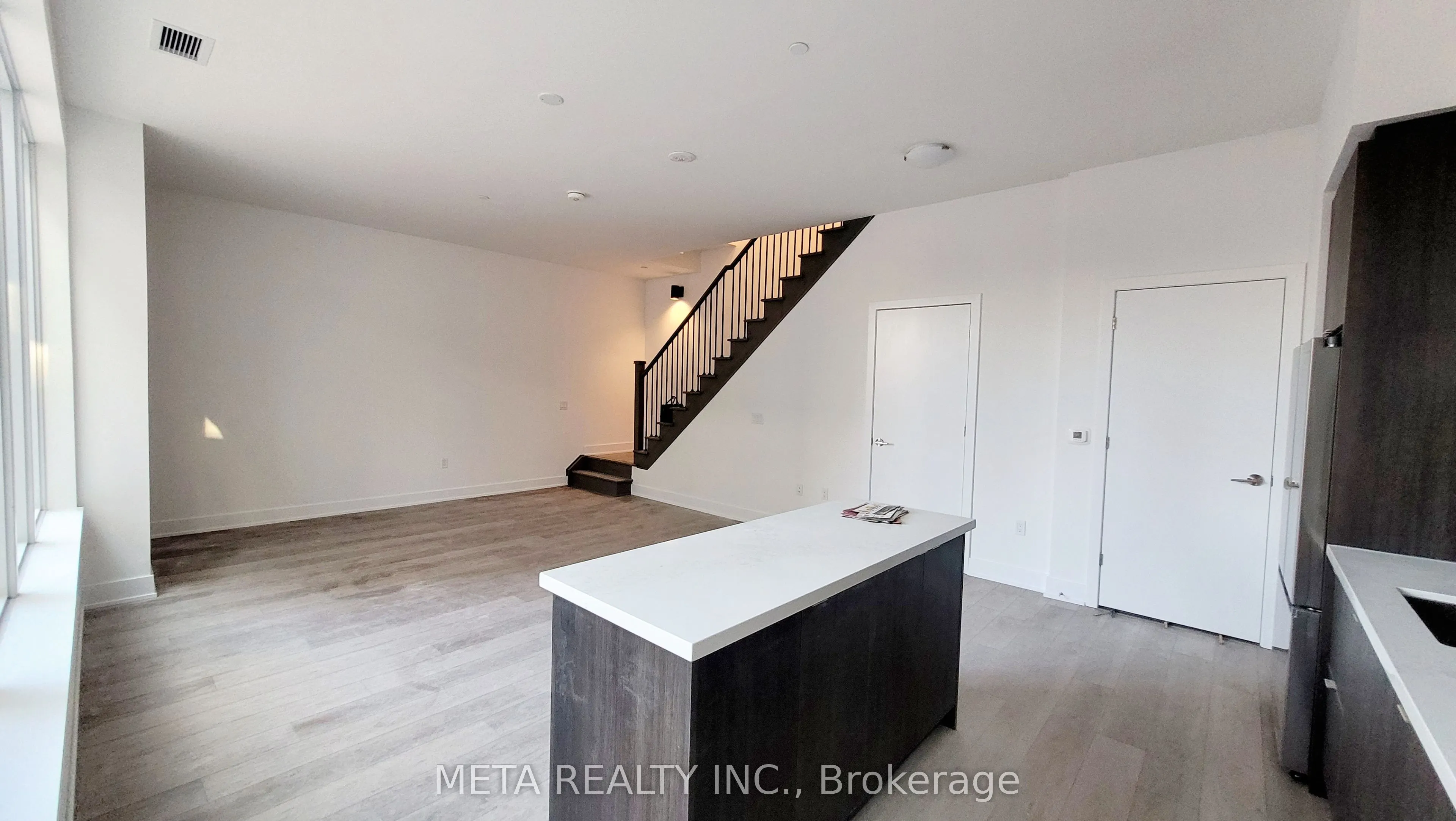 2 Teagarden Court N #102