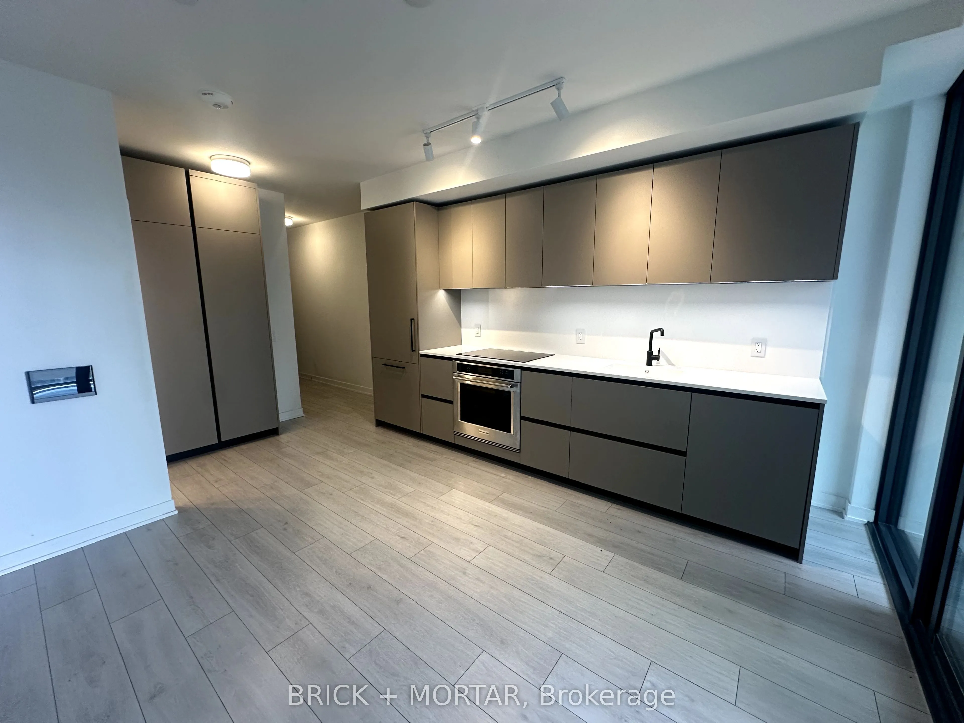 1 Hillsdale Avenue W, #603