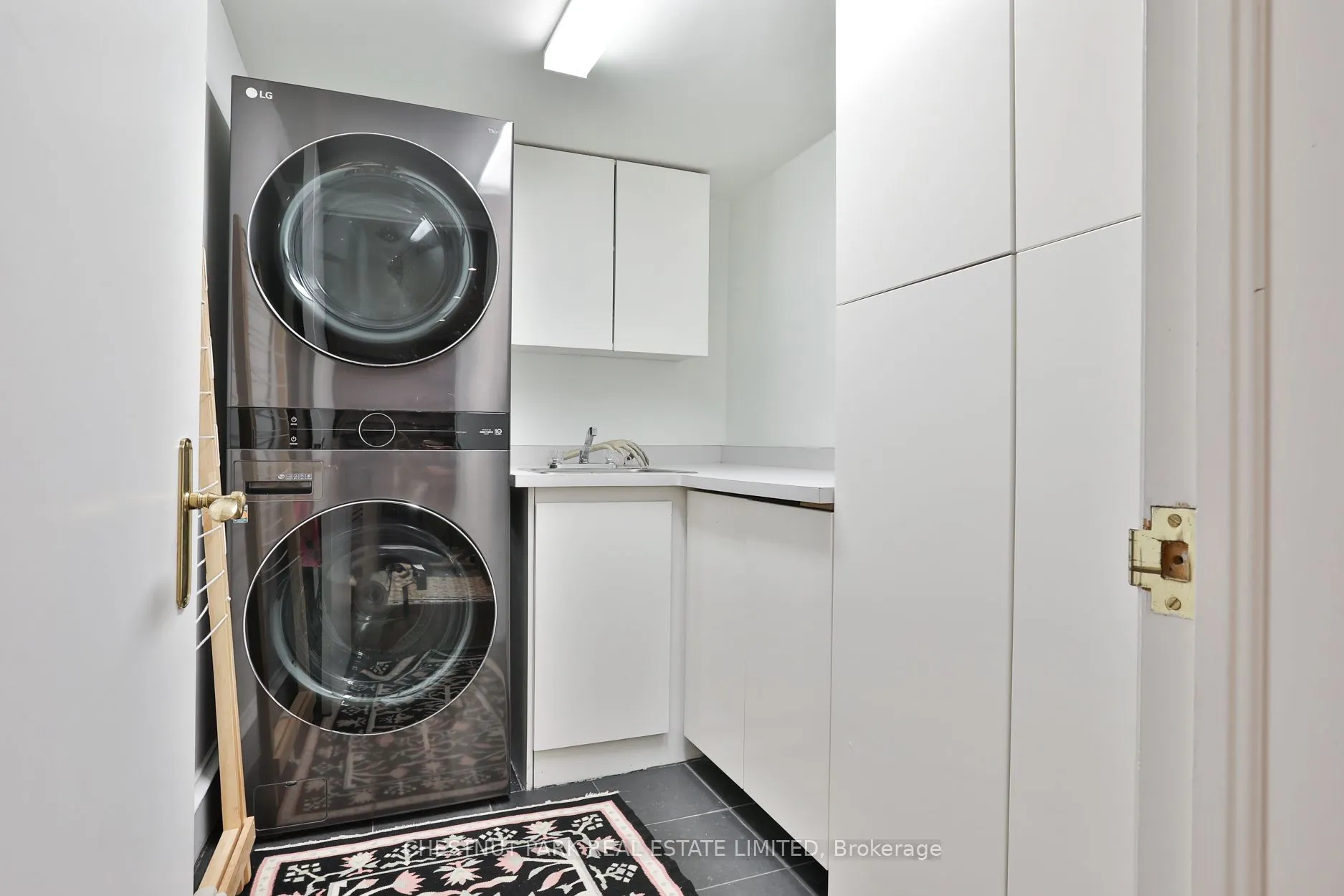 89 Elm Avenue, #2-W