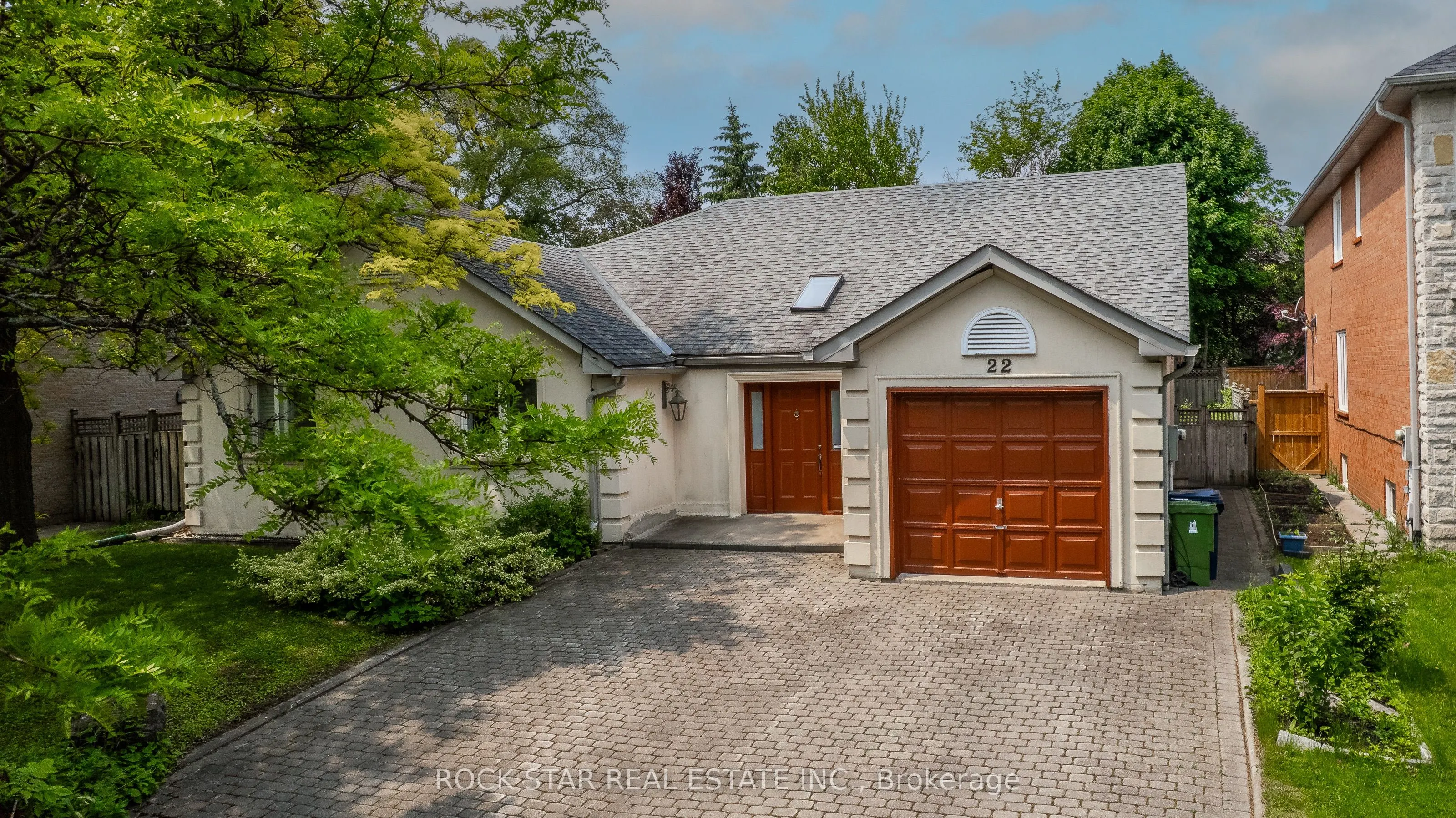 22 Fairmeadow Avenue