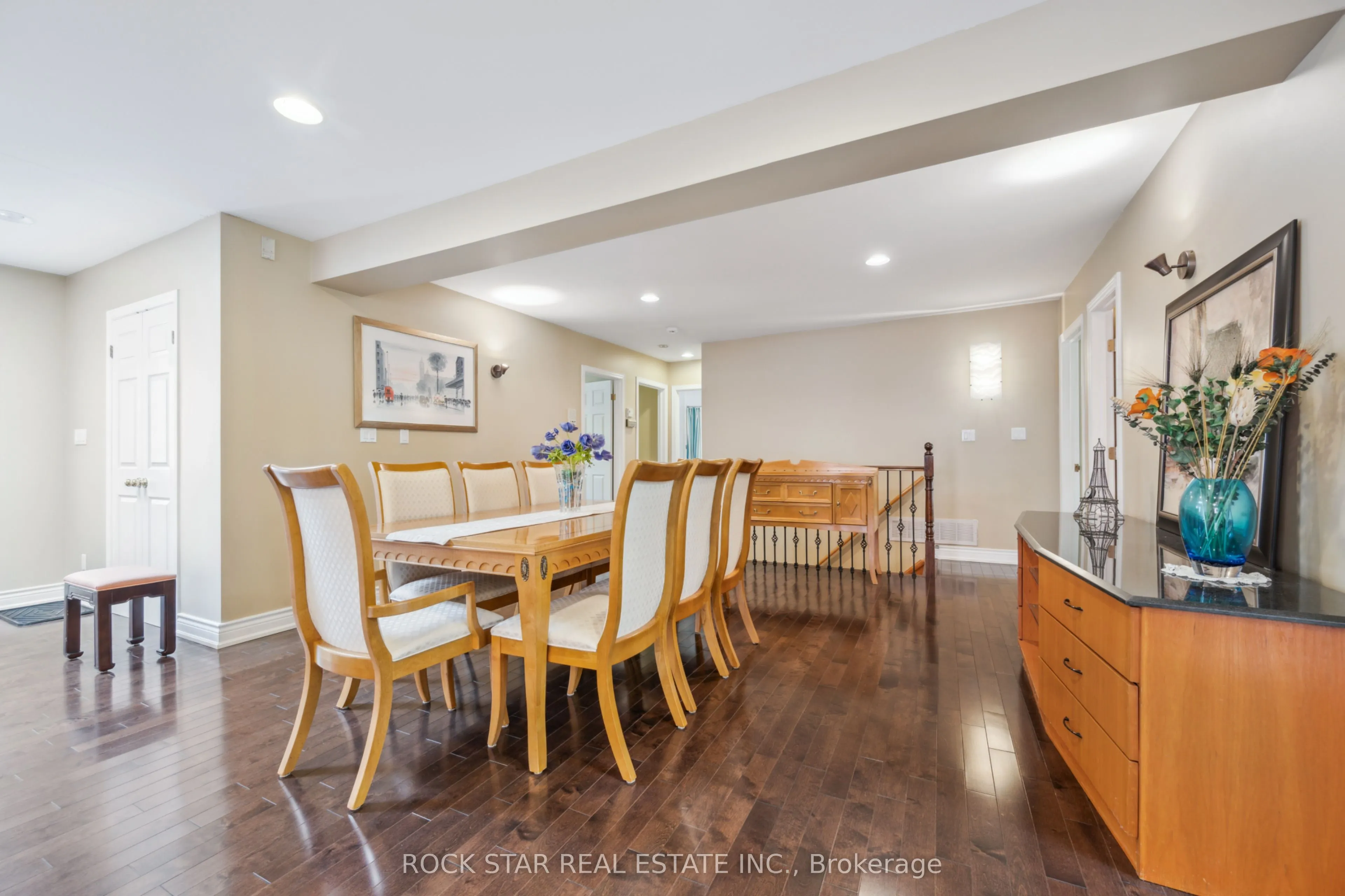 22 Fairmeadow Avenue