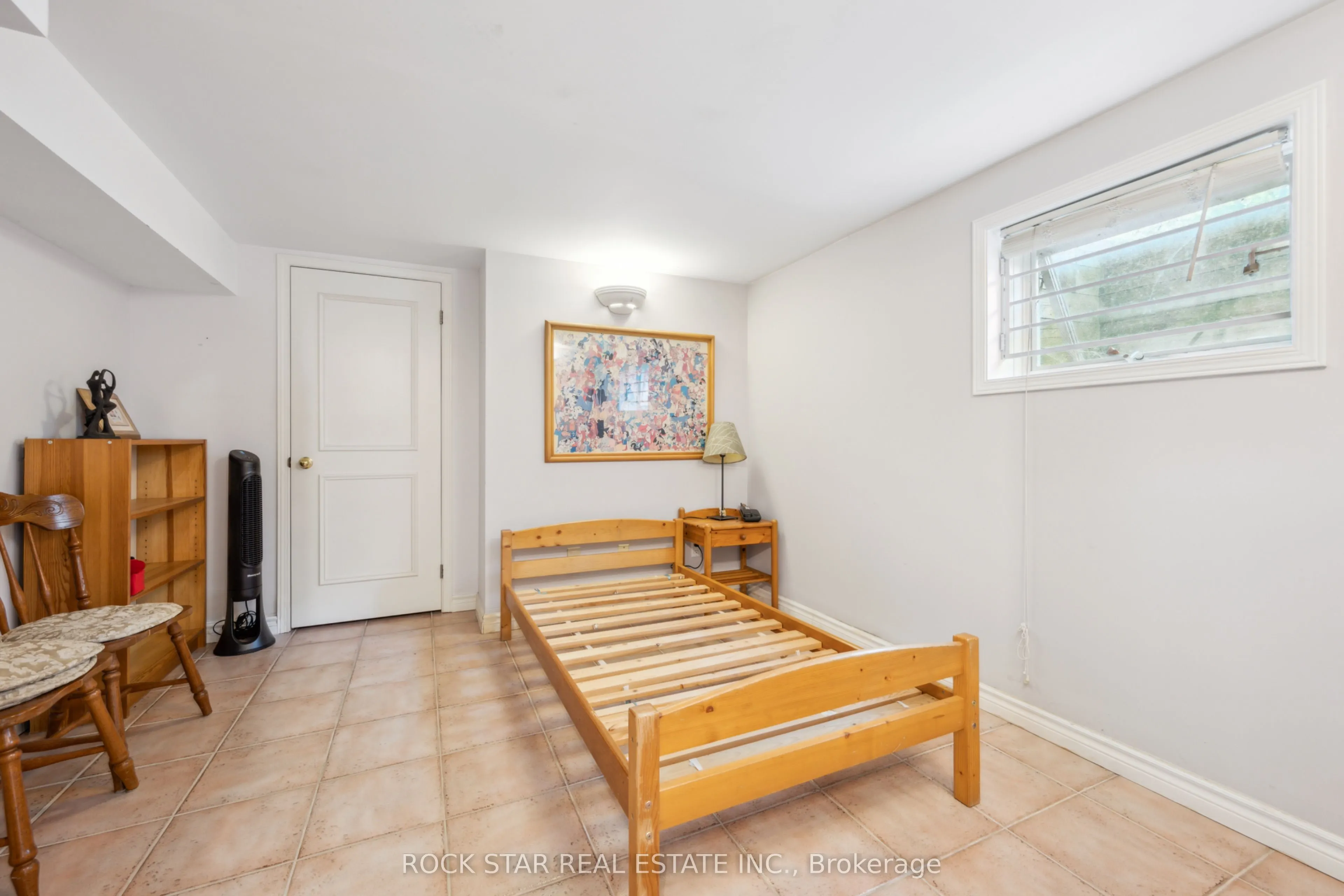 22 Fairmeadow Avenue