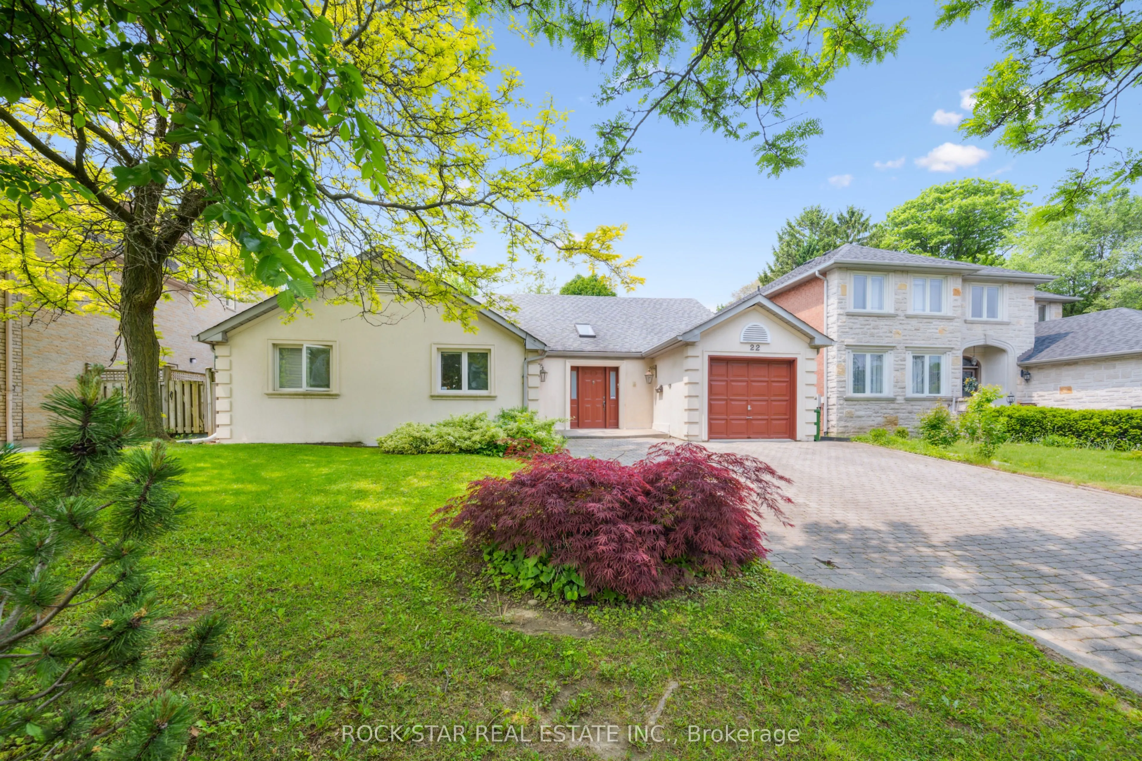 22 Fairmeadow Avenue
