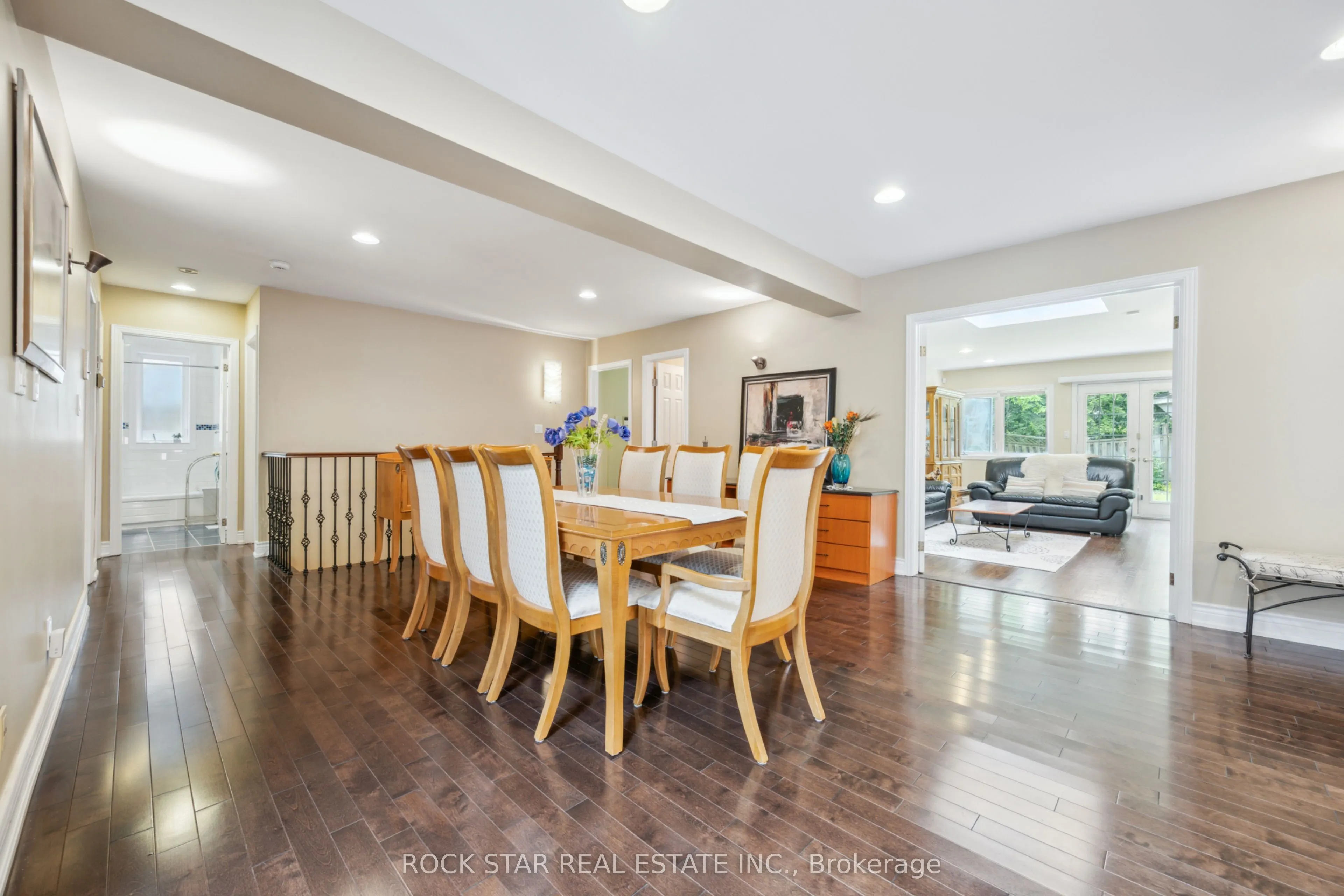 22 Fairmeadow Avenue