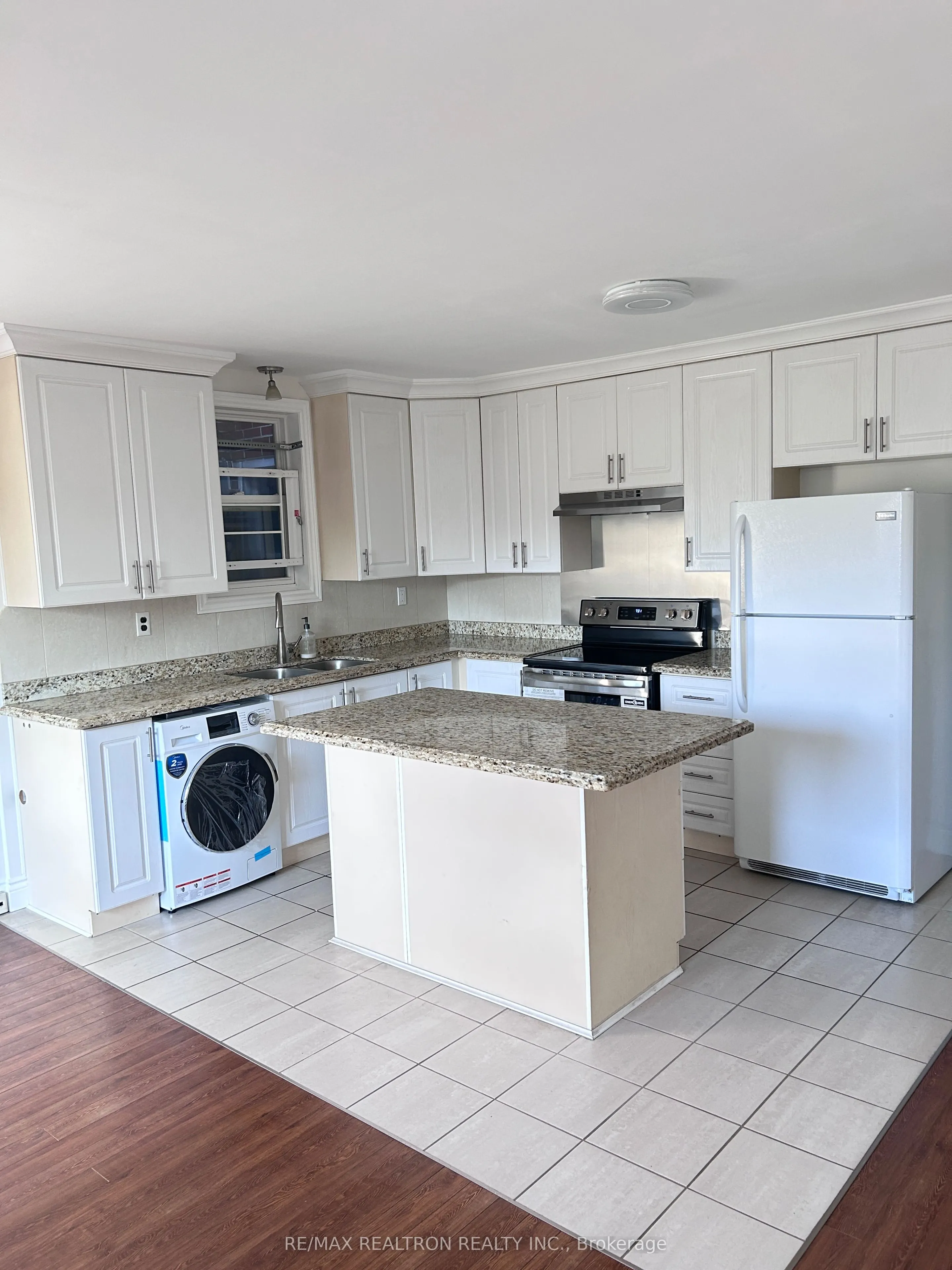 360 Wilson Avenue, #2nd Floor