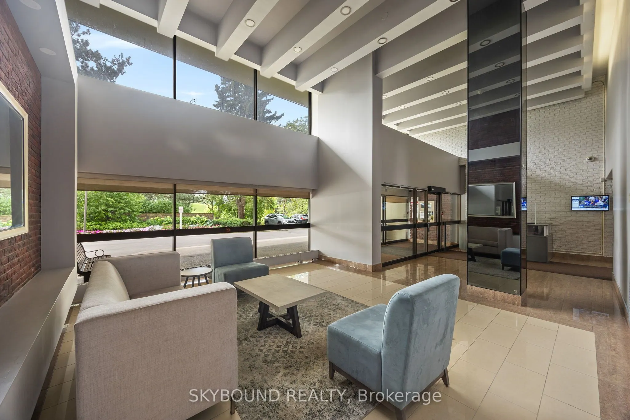 260 Seneca Hill Drive, #1203
