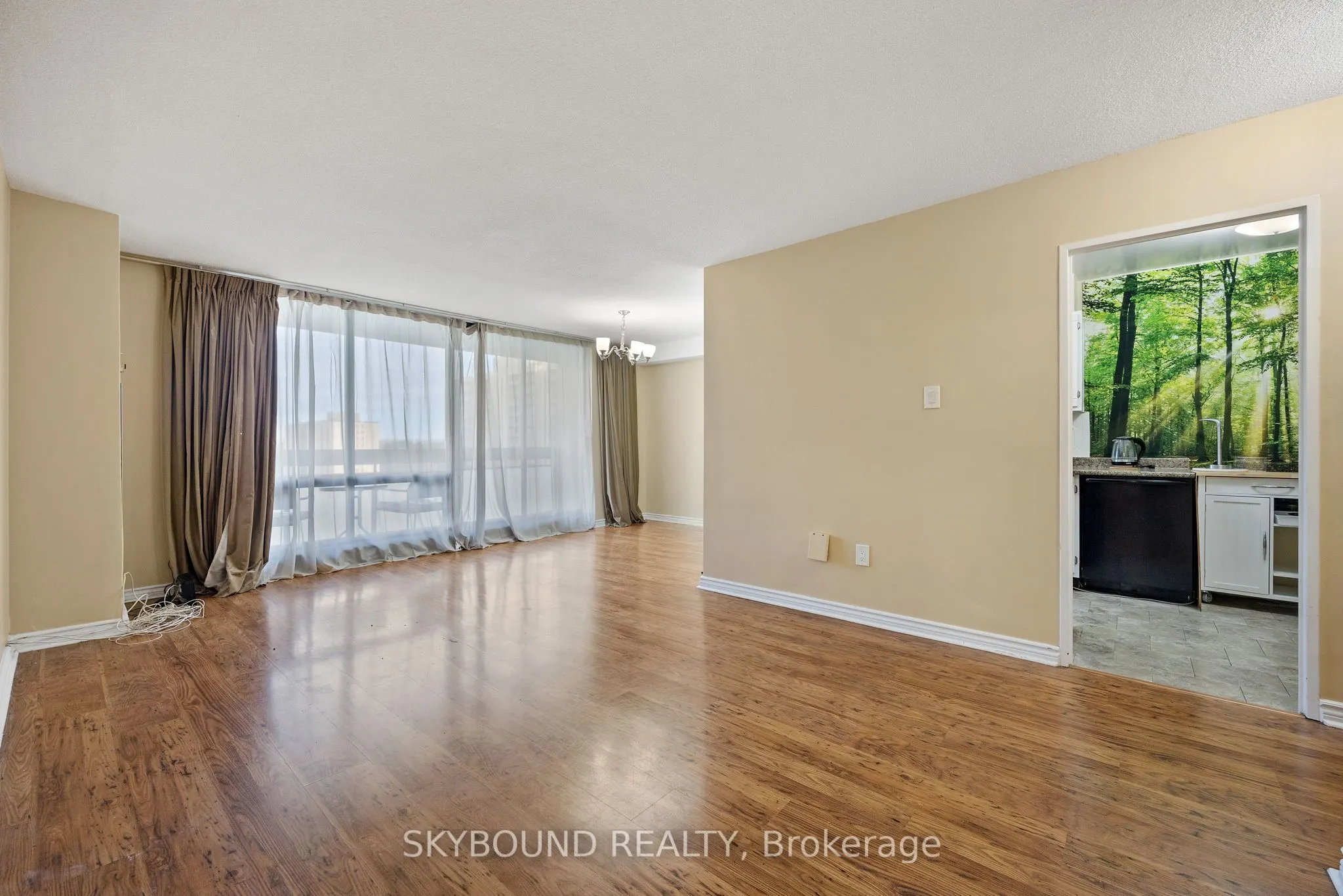 260 Seneca Hill Drive, #1203