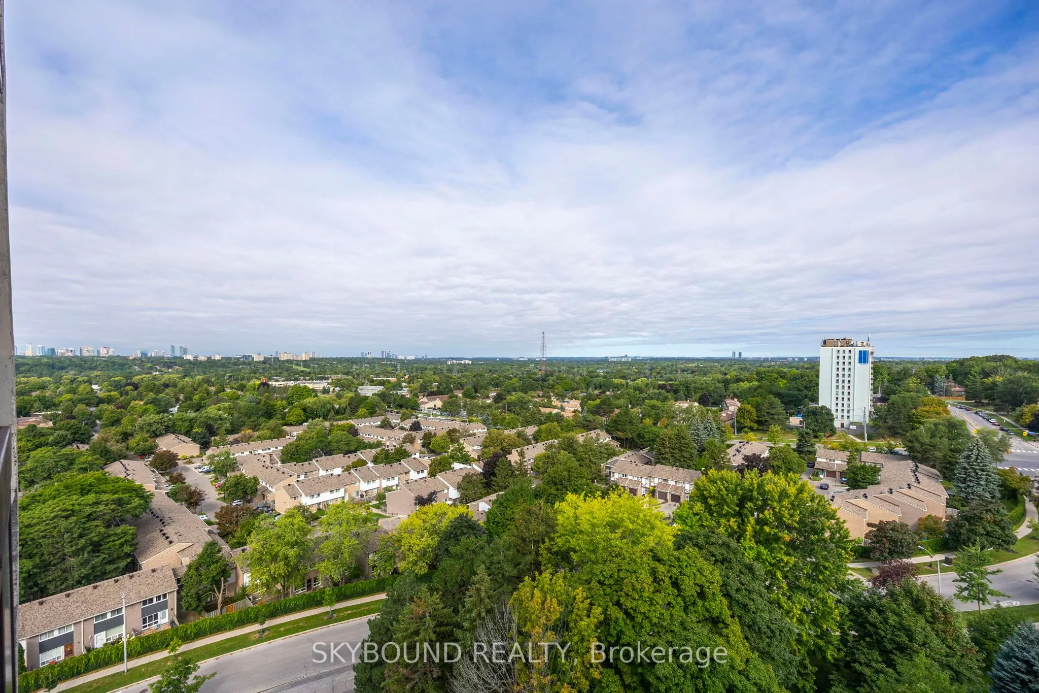 260 Seneca Hill Drive, #1203