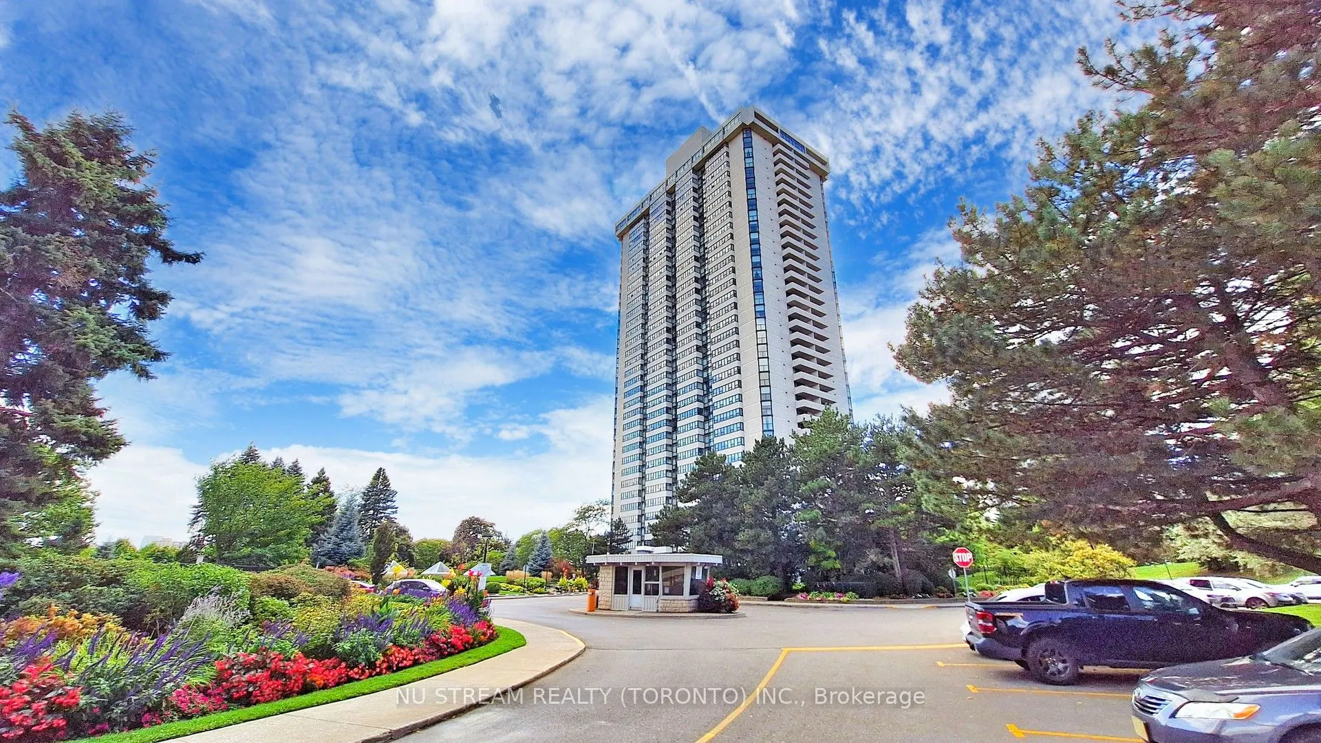 3303 Don Mills Rd, #901