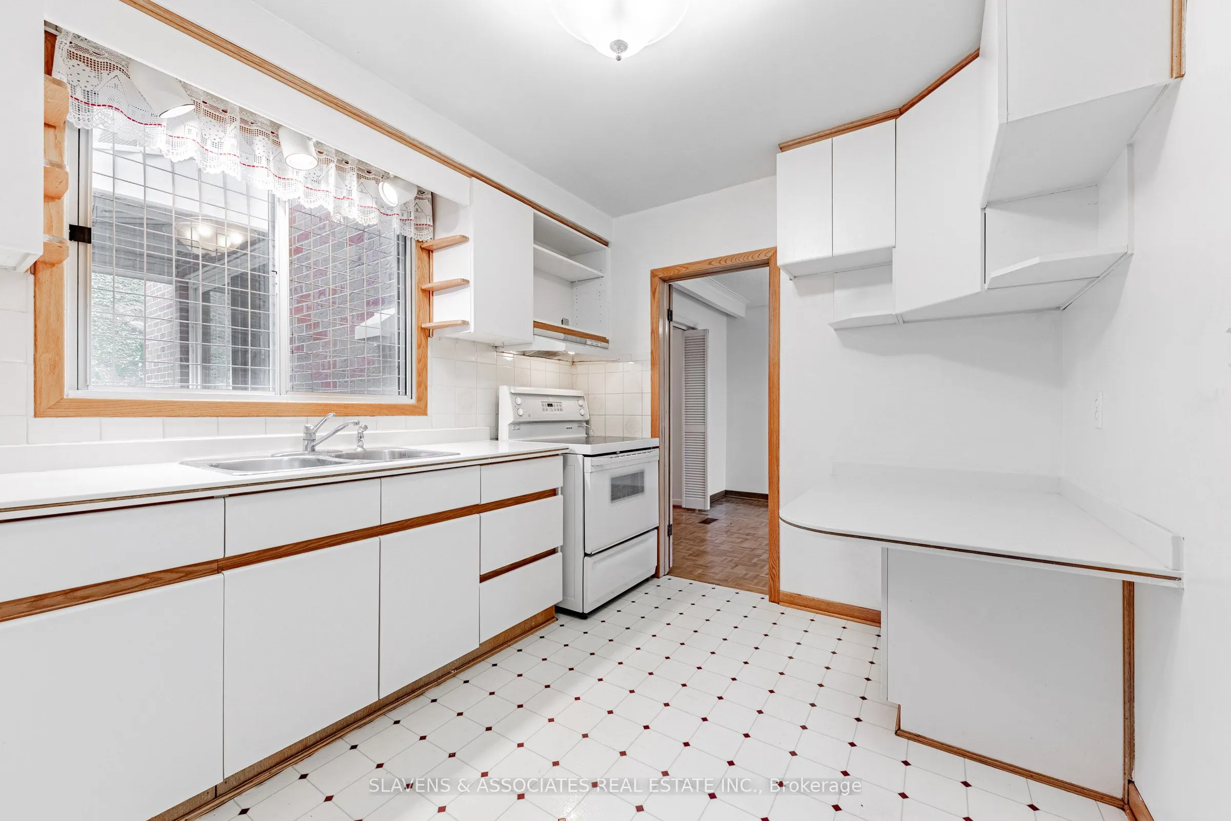 796 Davenport Road