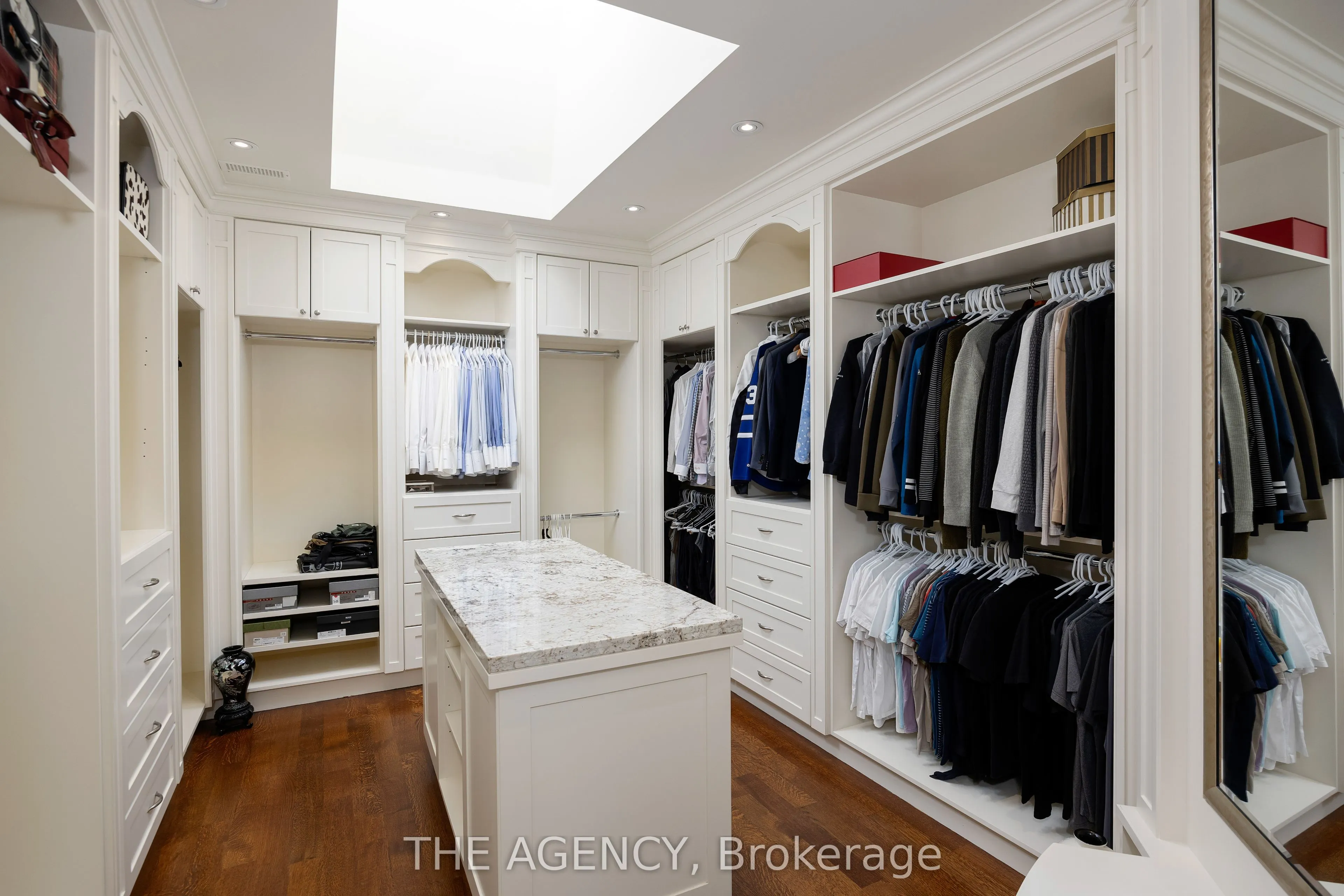 75 Arjay Crescent