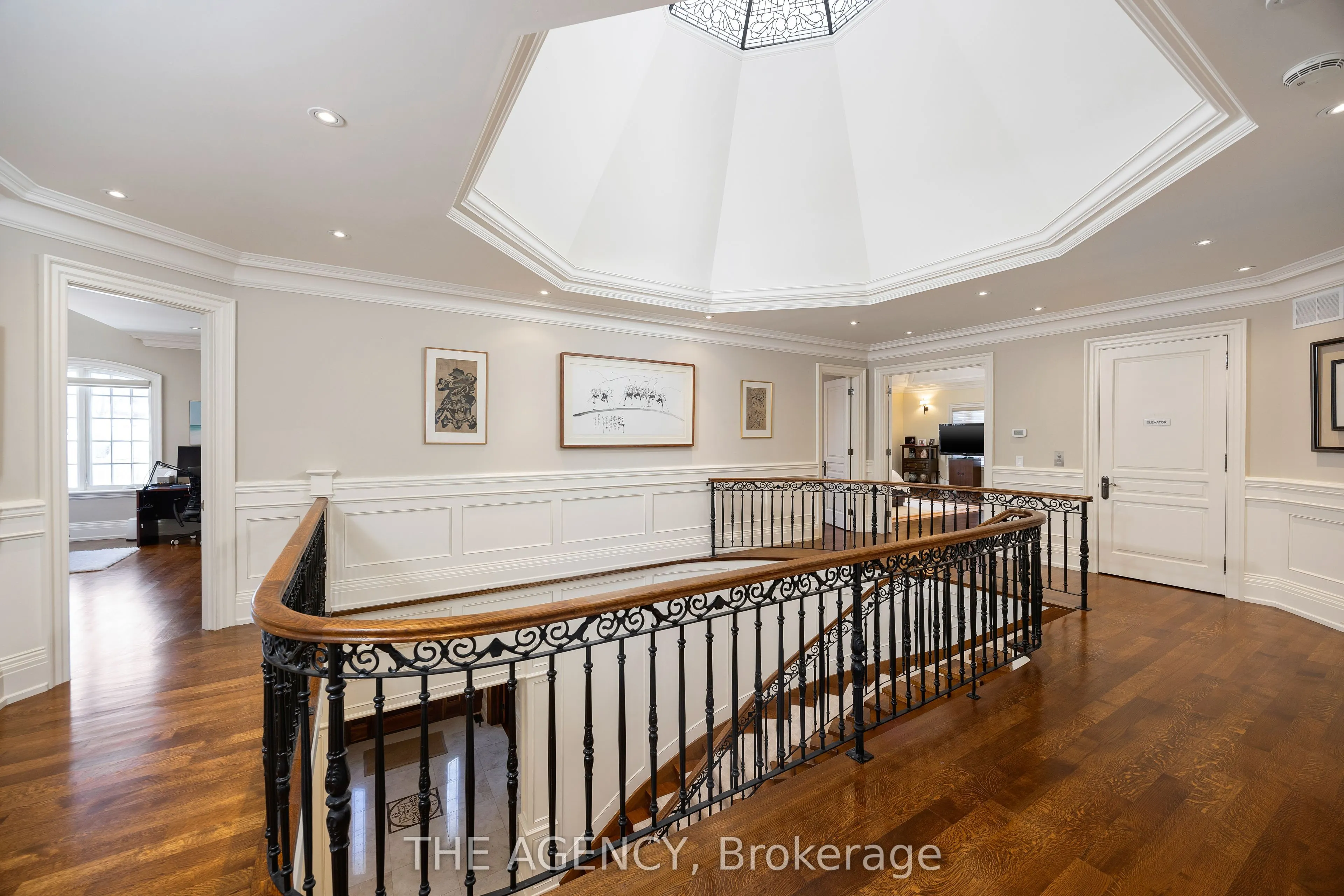 75 Arjay Crescent