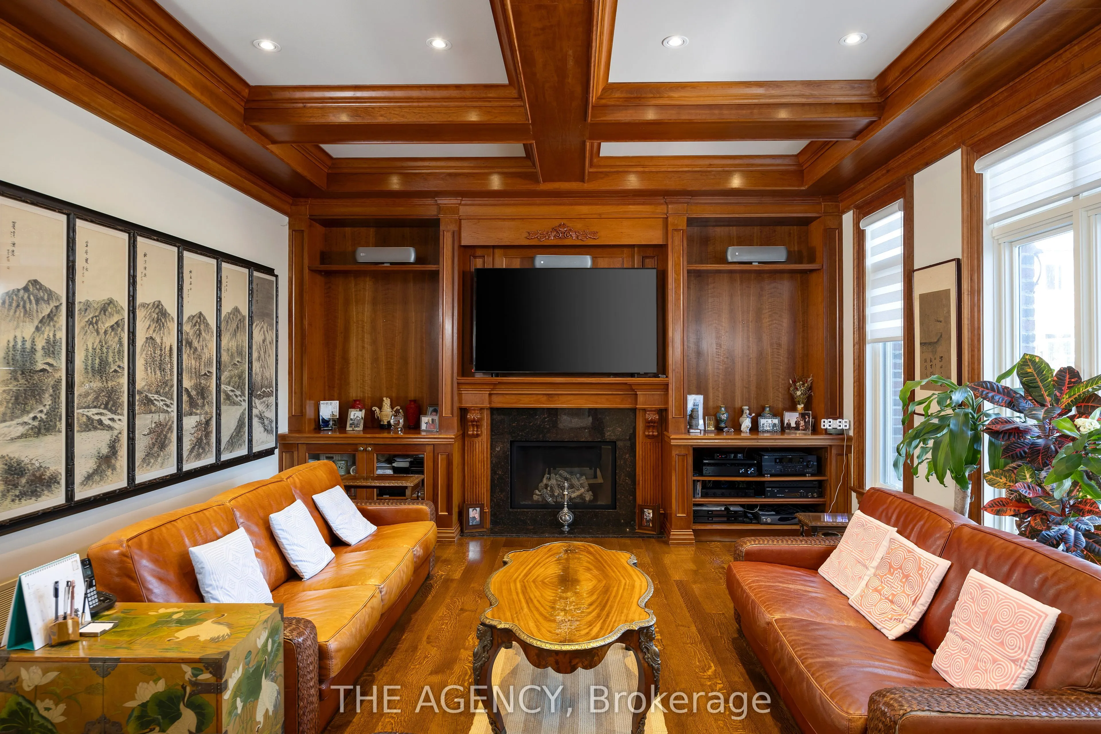 75 Arjay Crescent