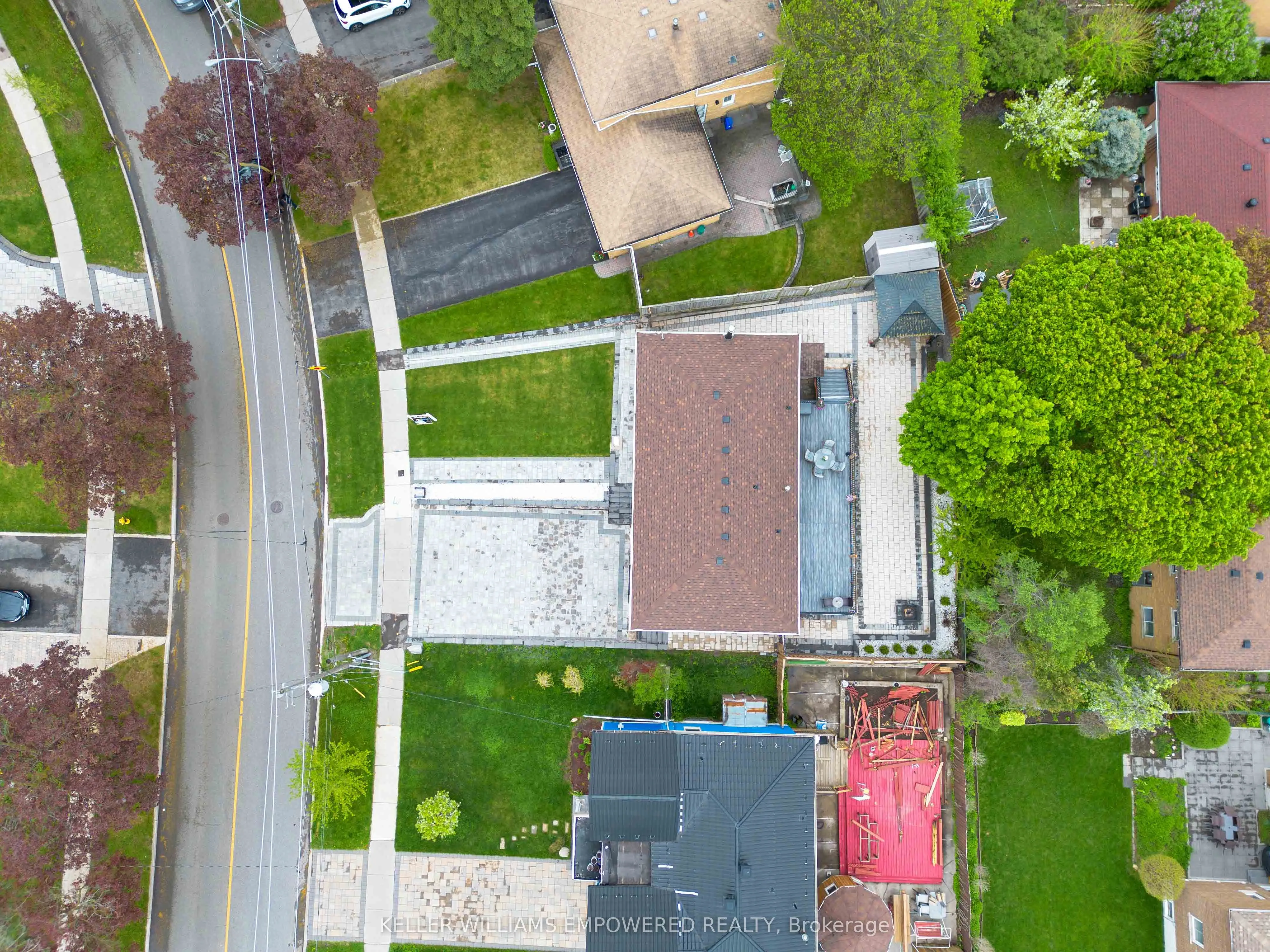112 Kingslake Road