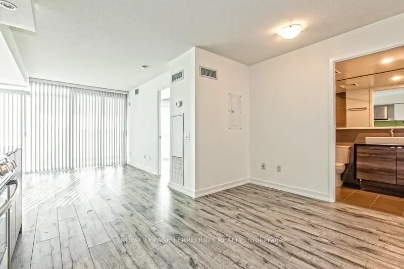 121 Mcmahon Drive, #307