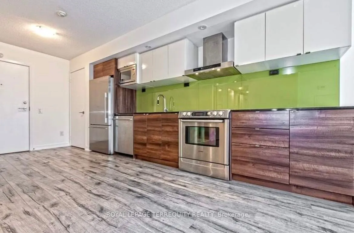 121 Mcmahon Drive, #307