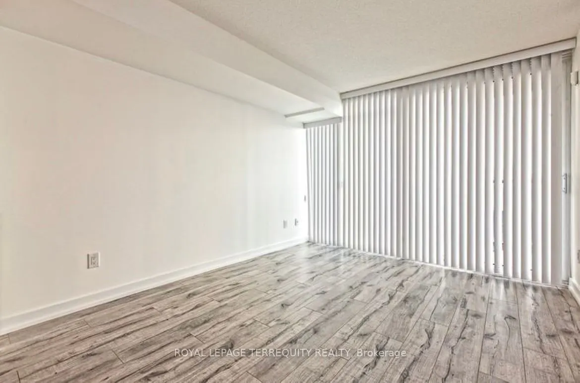 121 Mcmahon Drive, #307