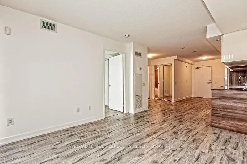 121 Mcmahon Drive, #307