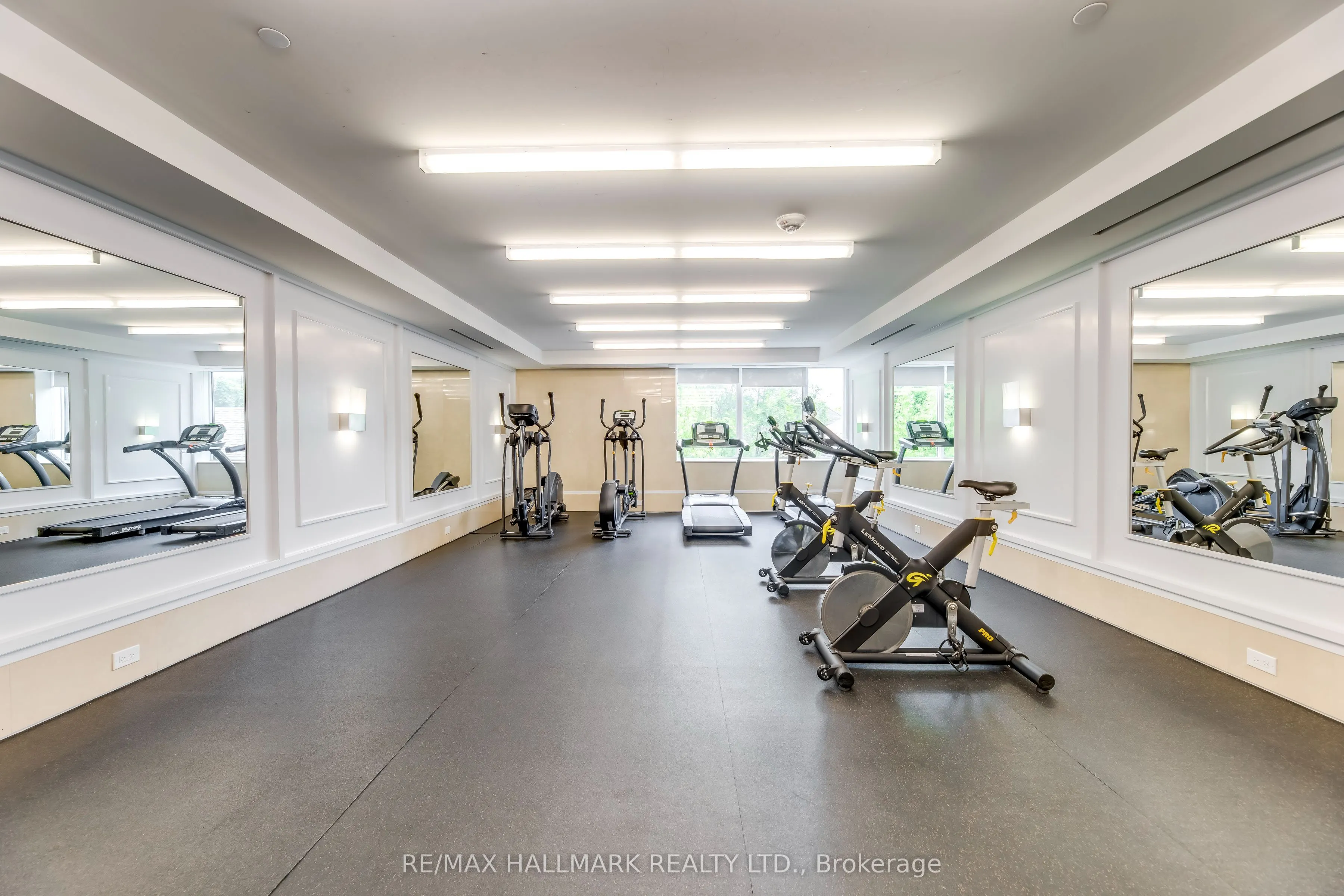 170 Chiltern Hill Road, #208