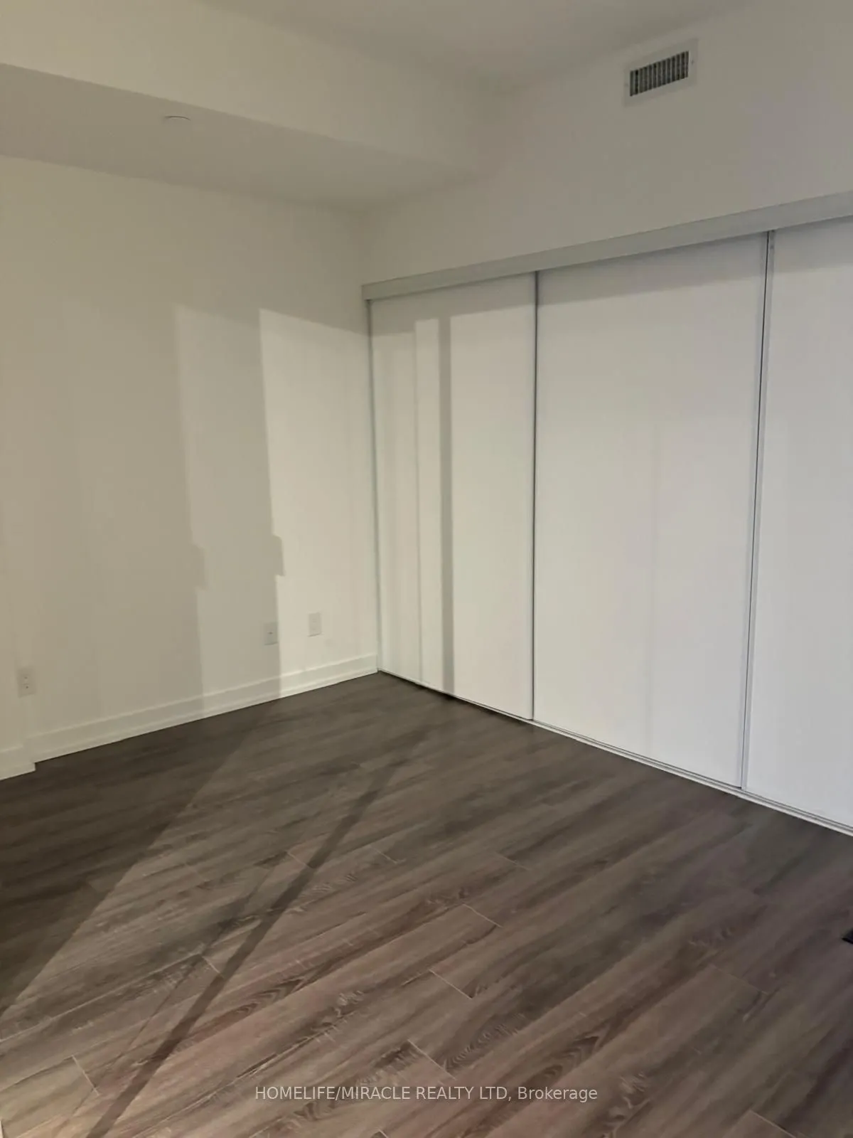 20 Edward Street, #1422
