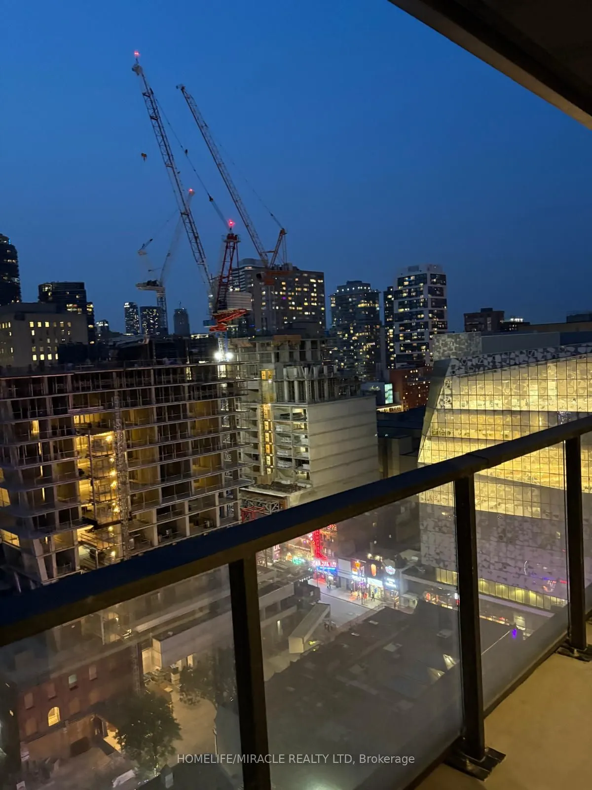 20 Edward Street, #1422