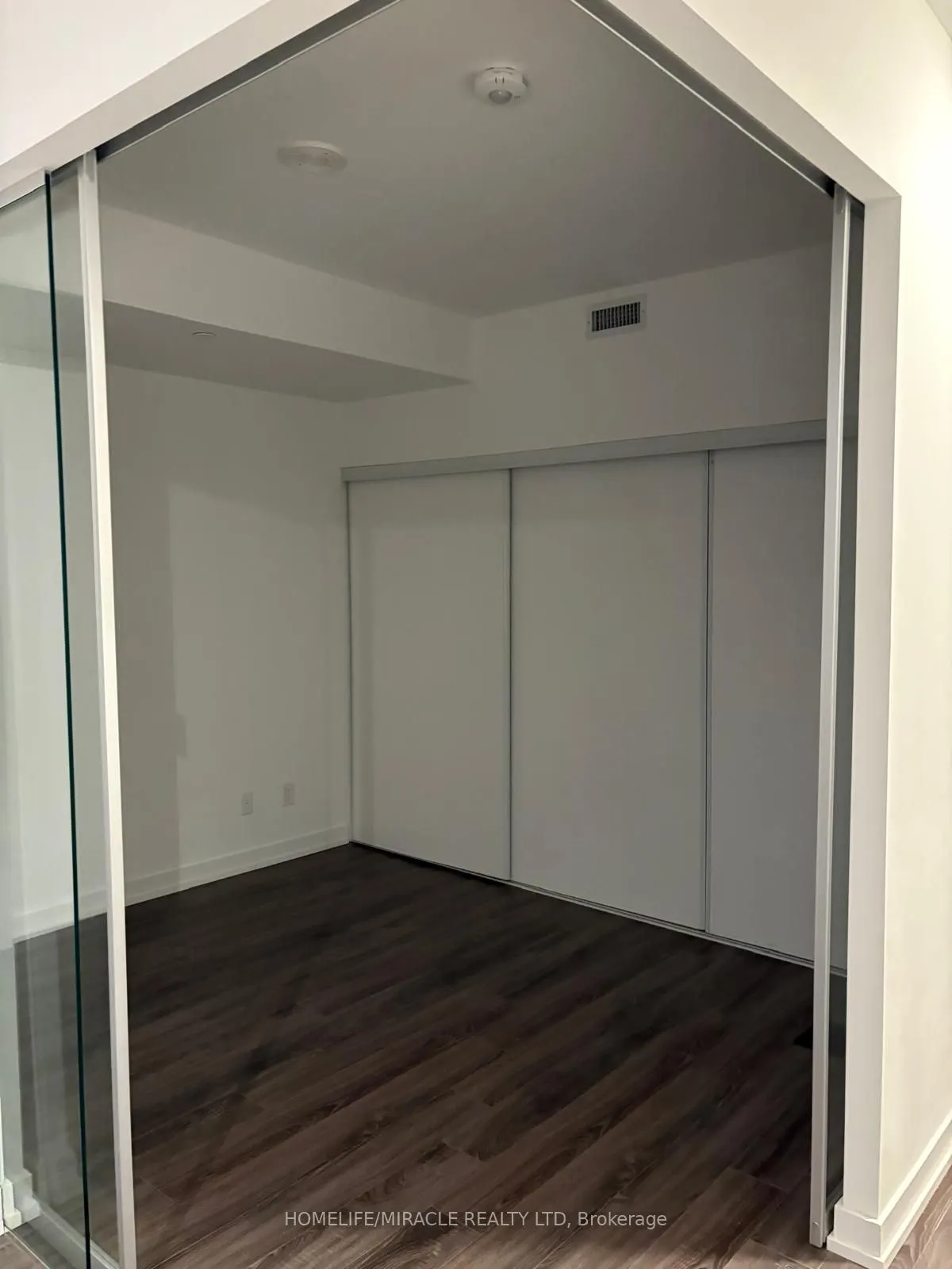 20 Edward Street, #1422