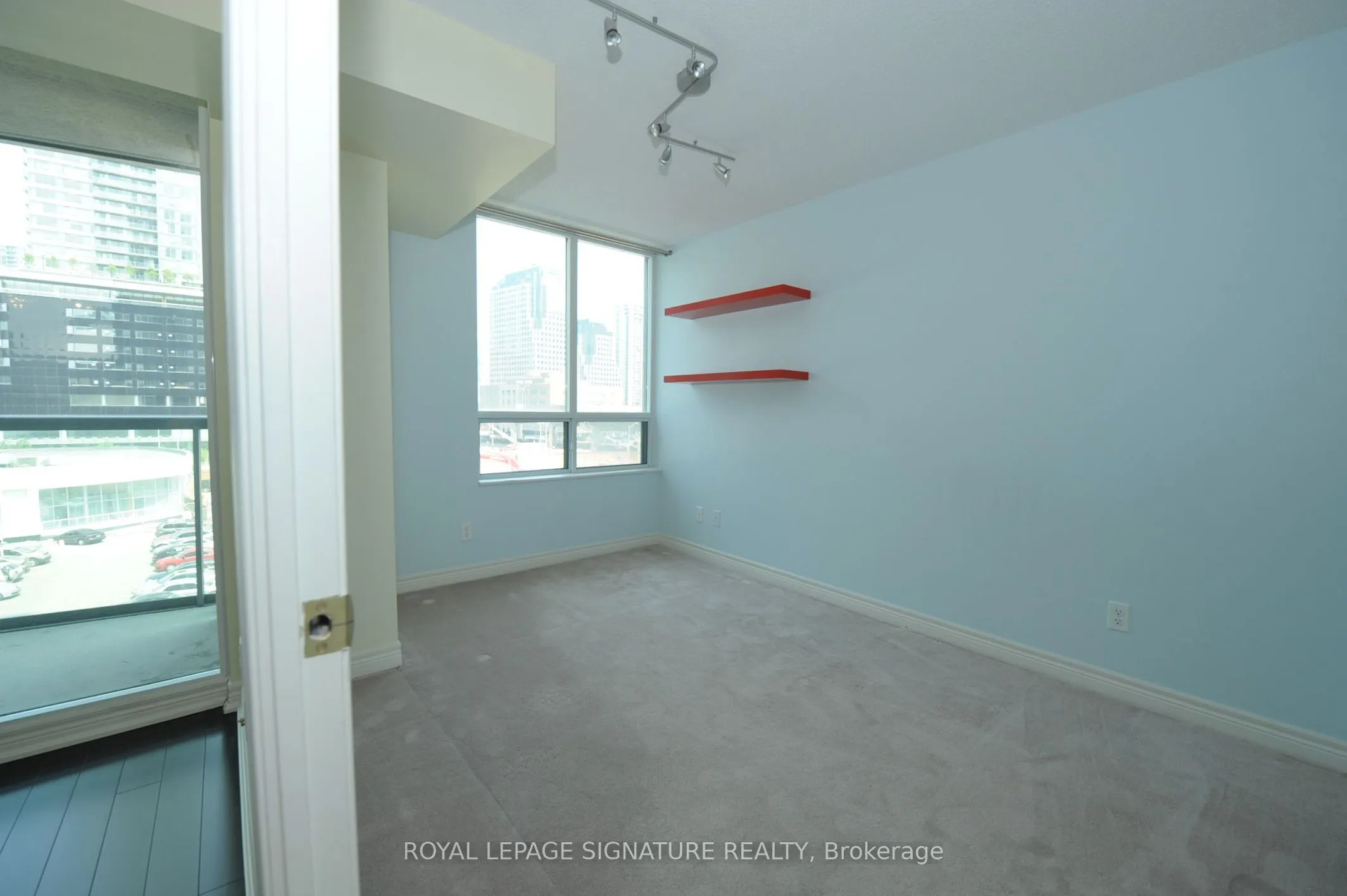 30 Grand Trunk Crescent, #509