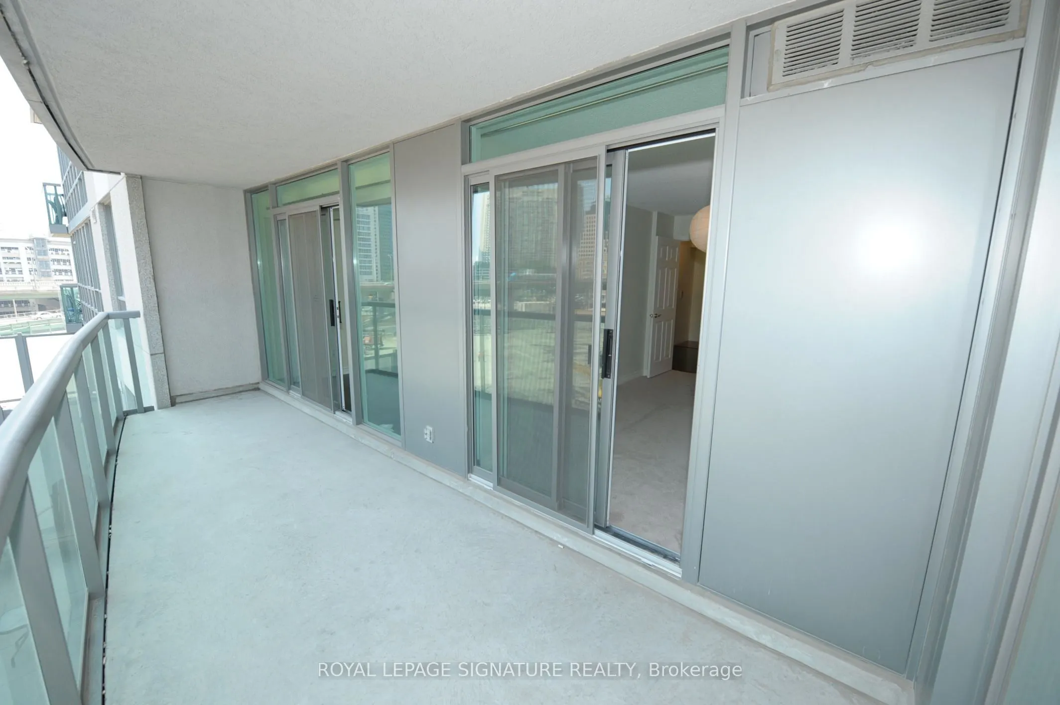30 Grand Trunk Crescent, #509