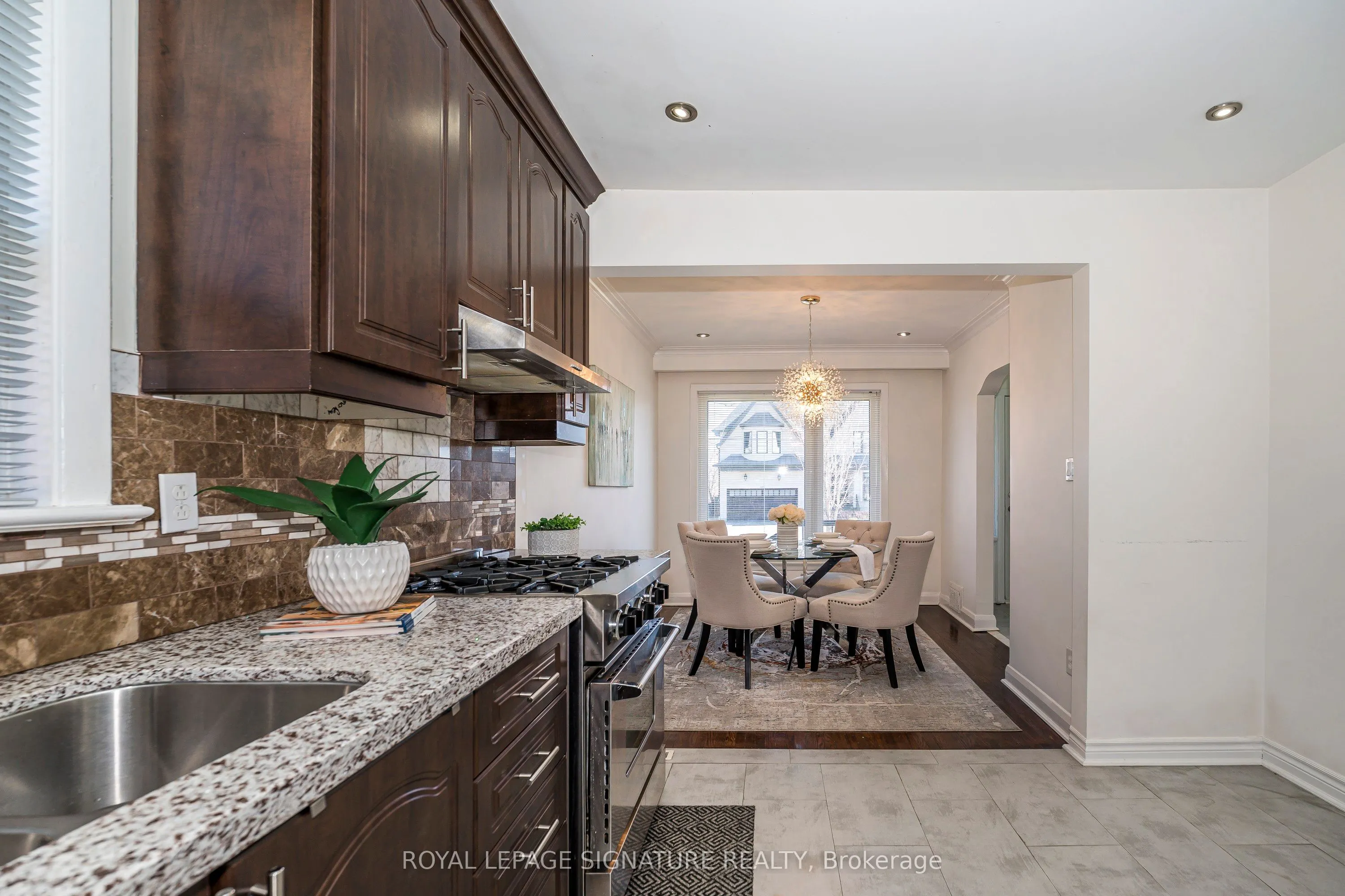 136 Regina Avenue