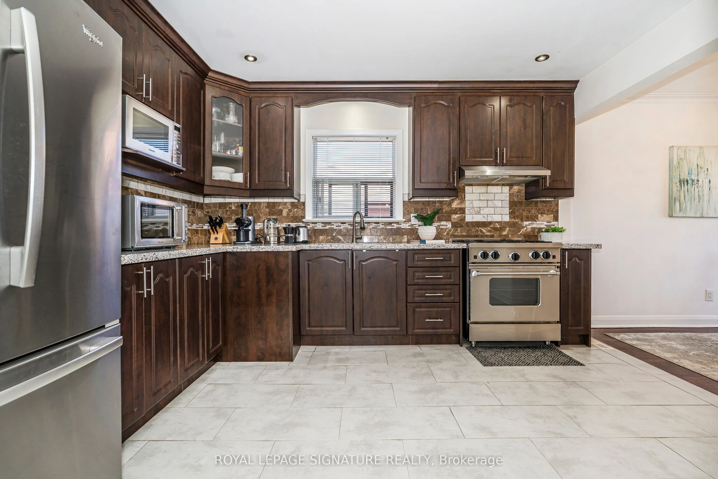 136 Regina Avenue