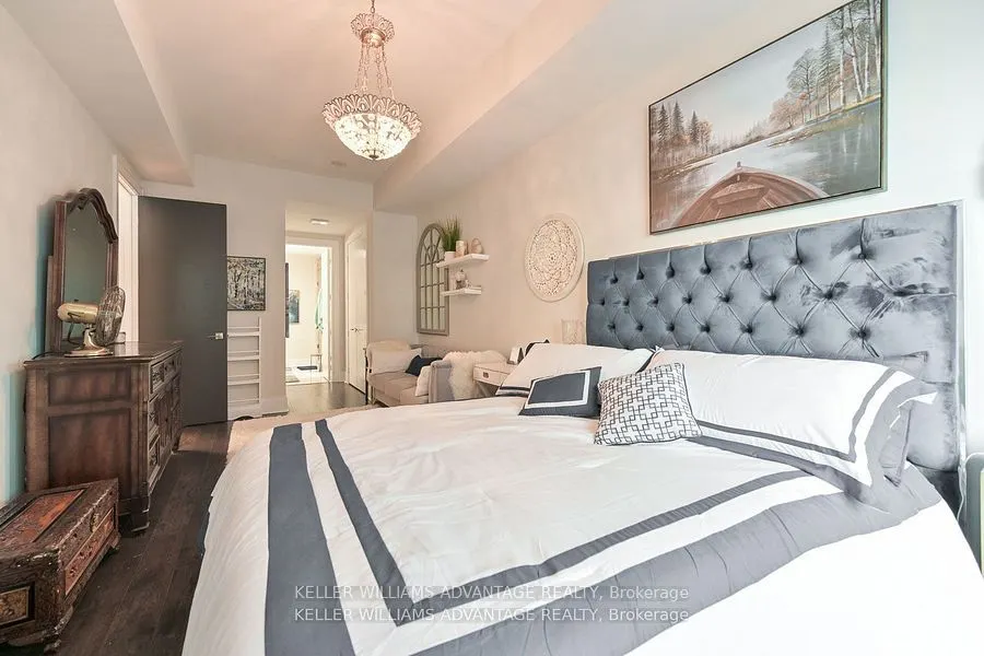 29 Queens Quay E, #616
