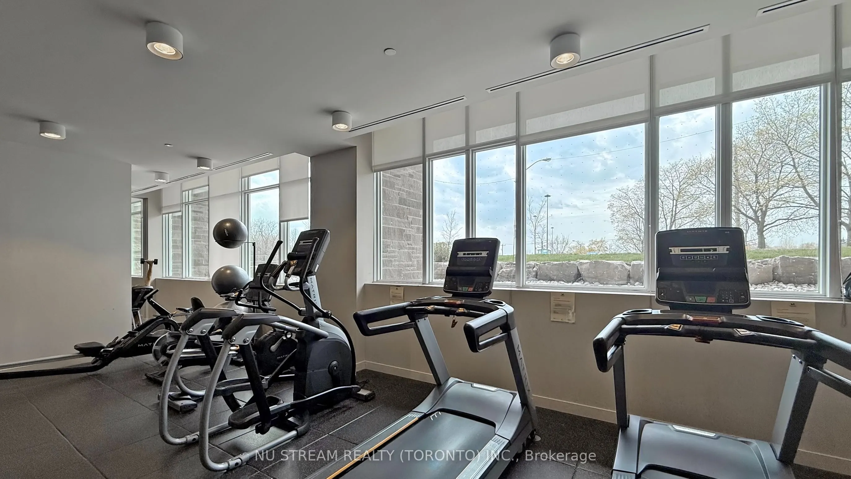 10 Deerlick Court, #2207